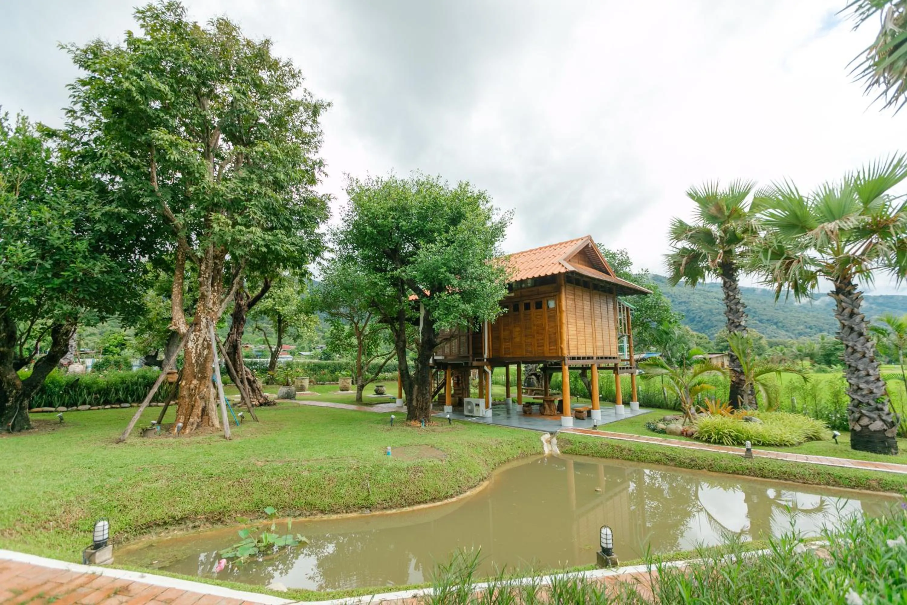 Saksila Resort