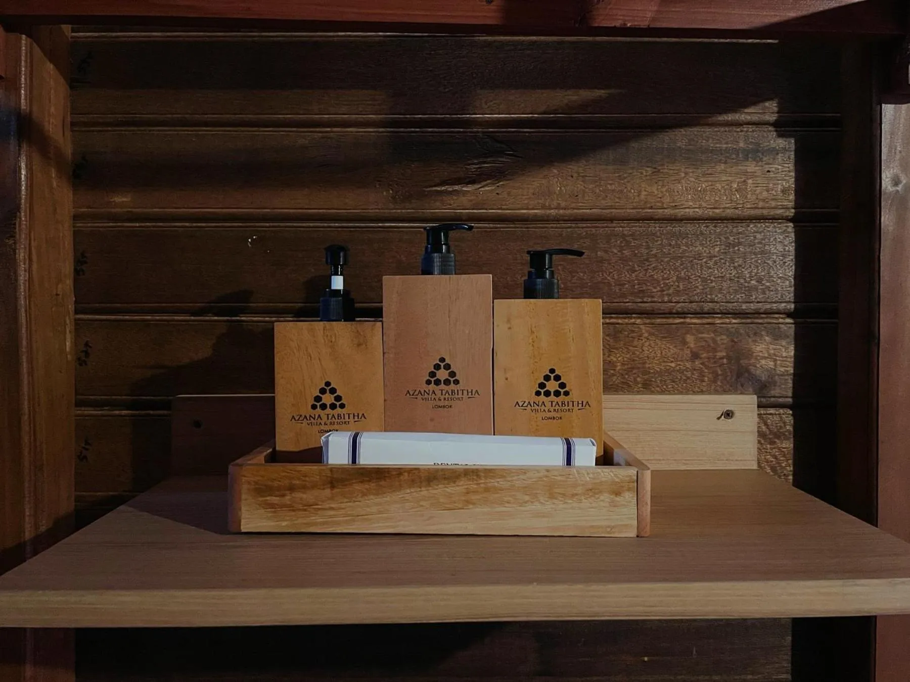 Shower in Tabitha Tunak Resort