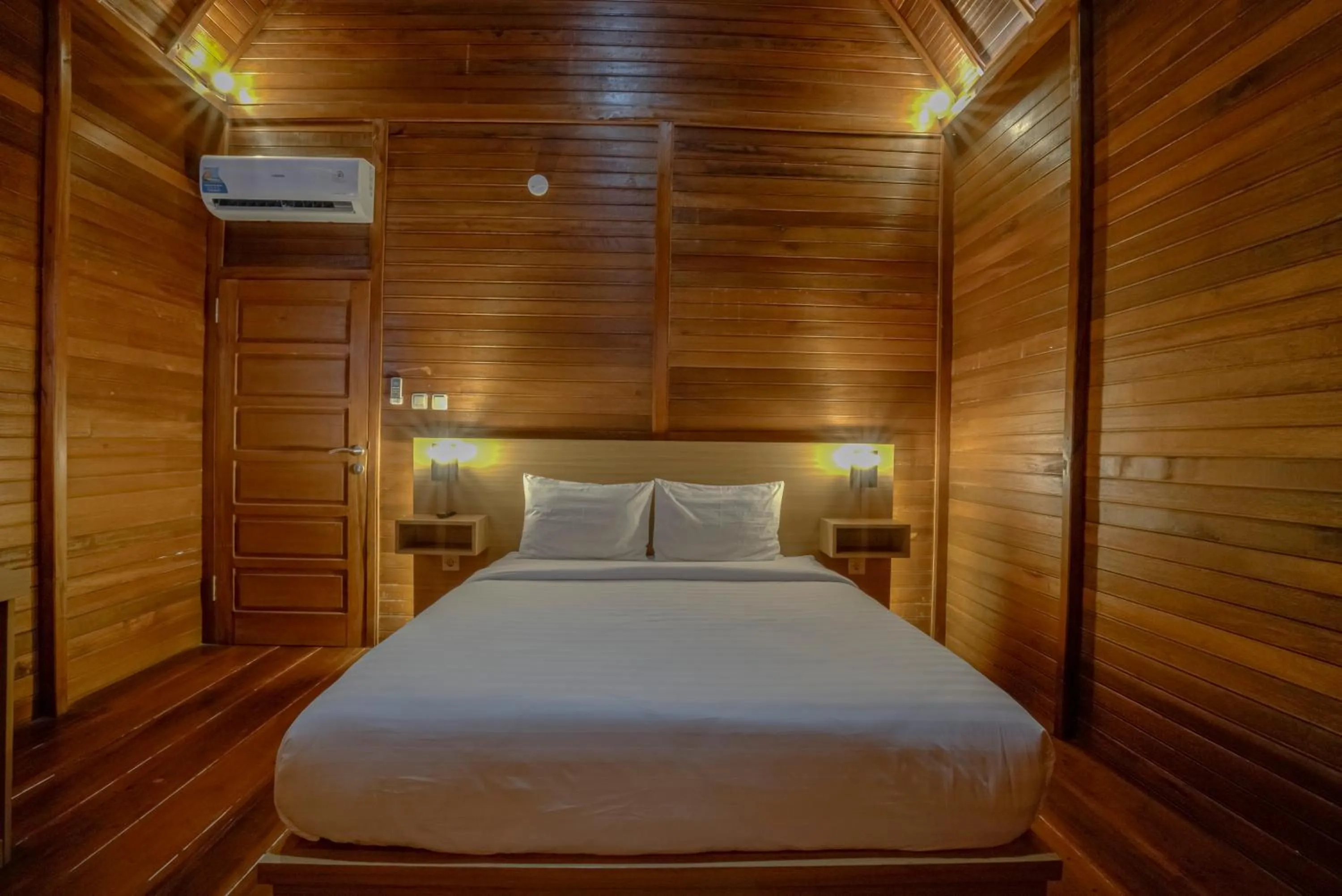 Bed in Tabitha Tunak Resort