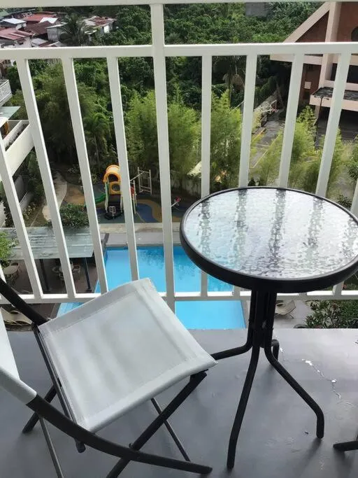 6F Balcony View Studio Mesatierra Garden Residences