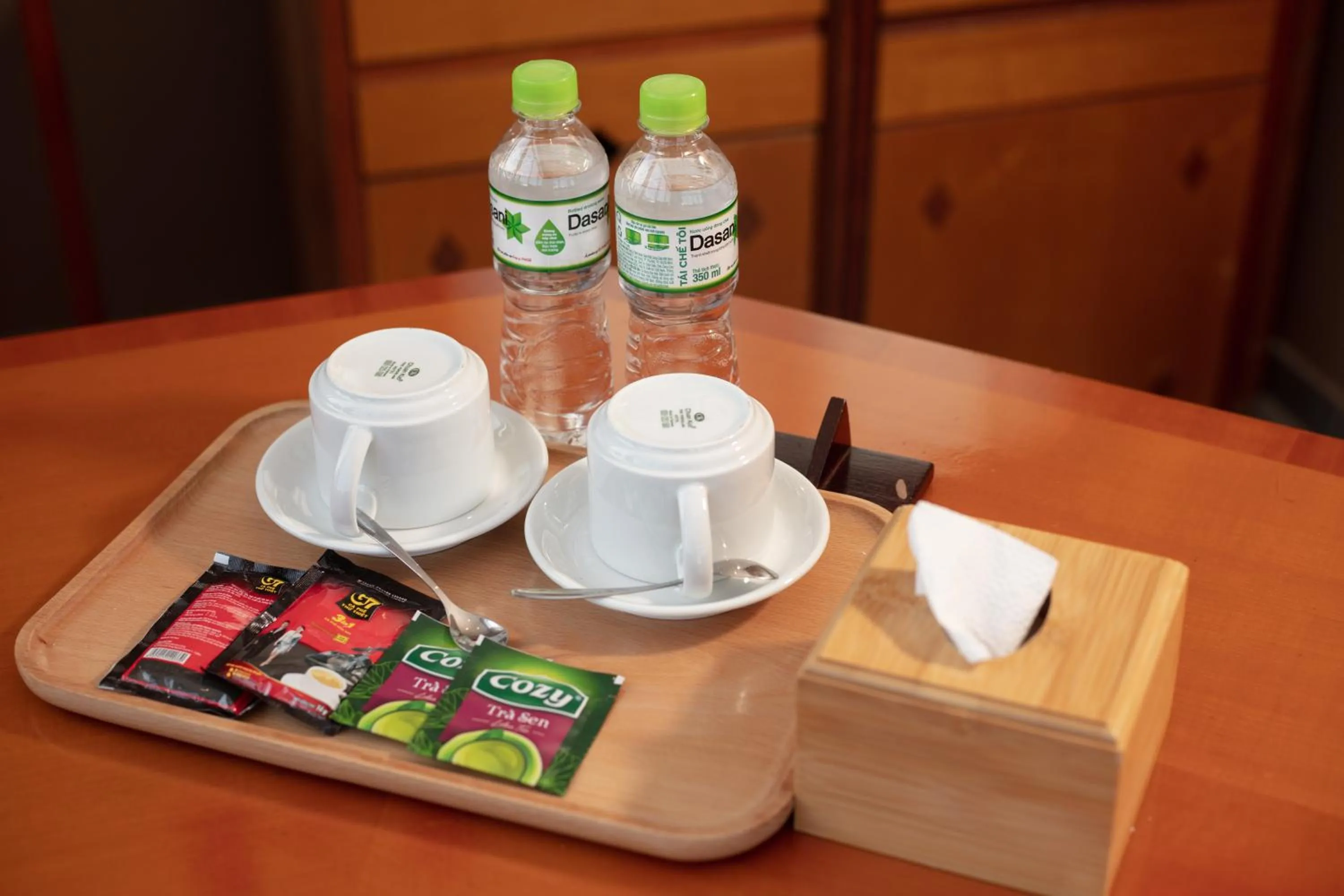 Coffee/tea facilities in Golden Sunshine Villa Hotel and Travel