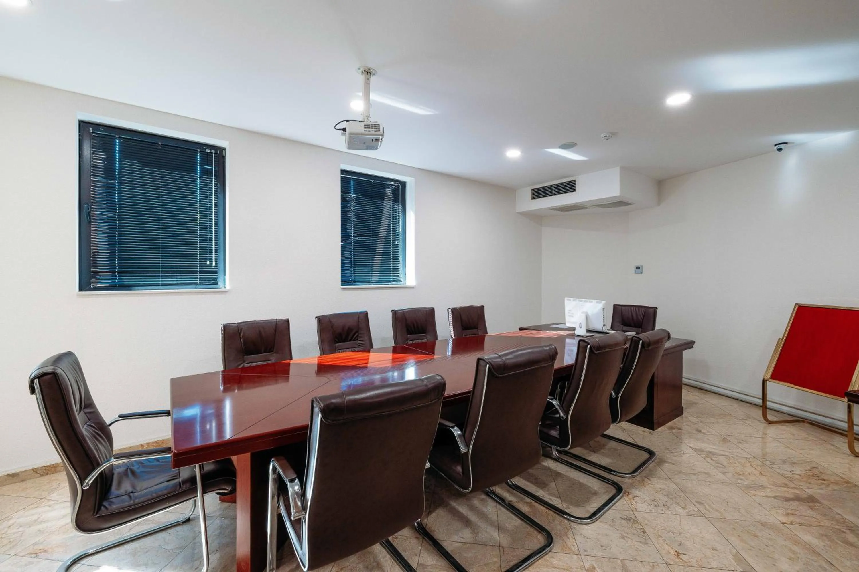 Atrium Boutique Hotel