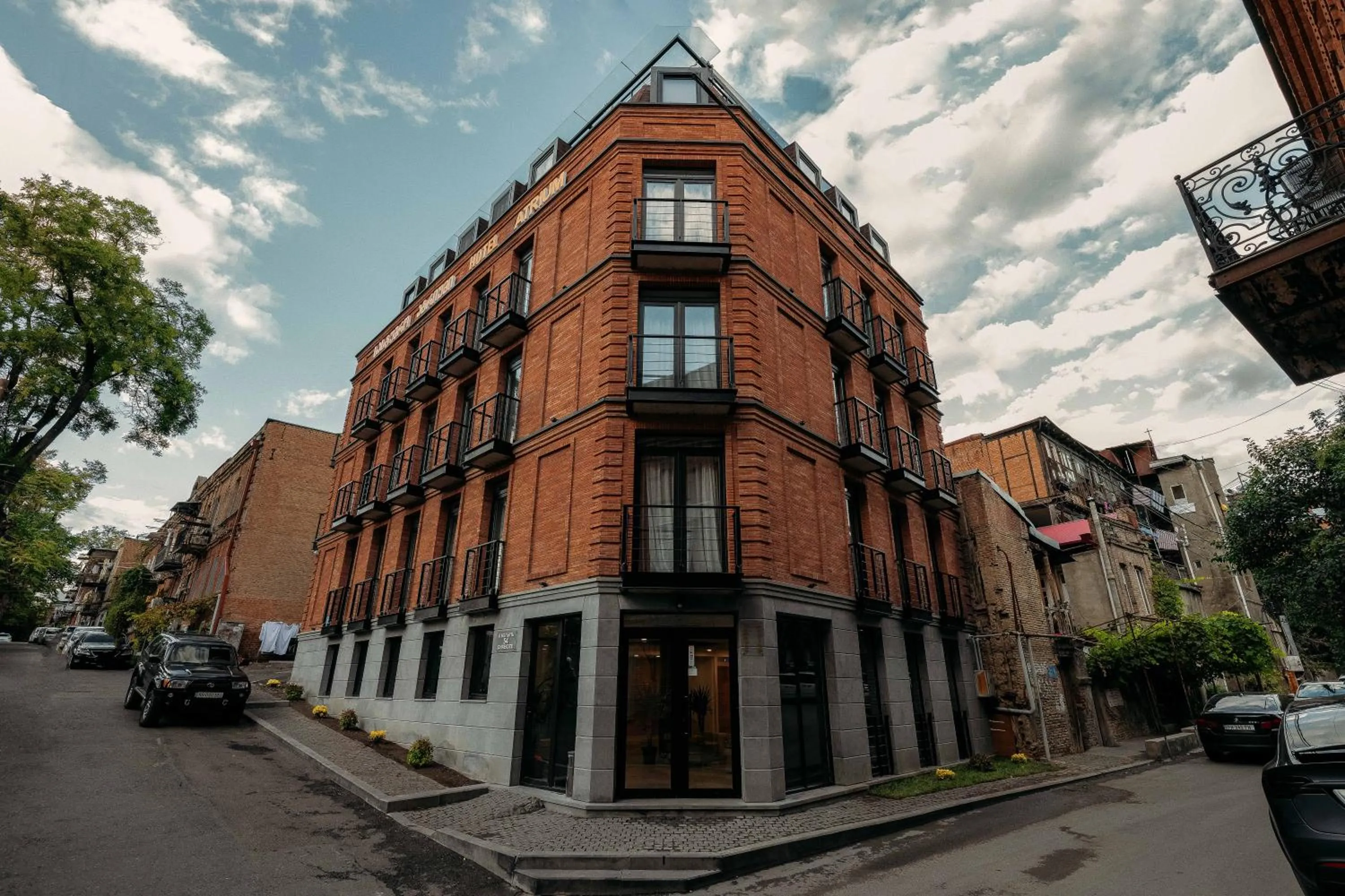 Atrium Boutique Hotel