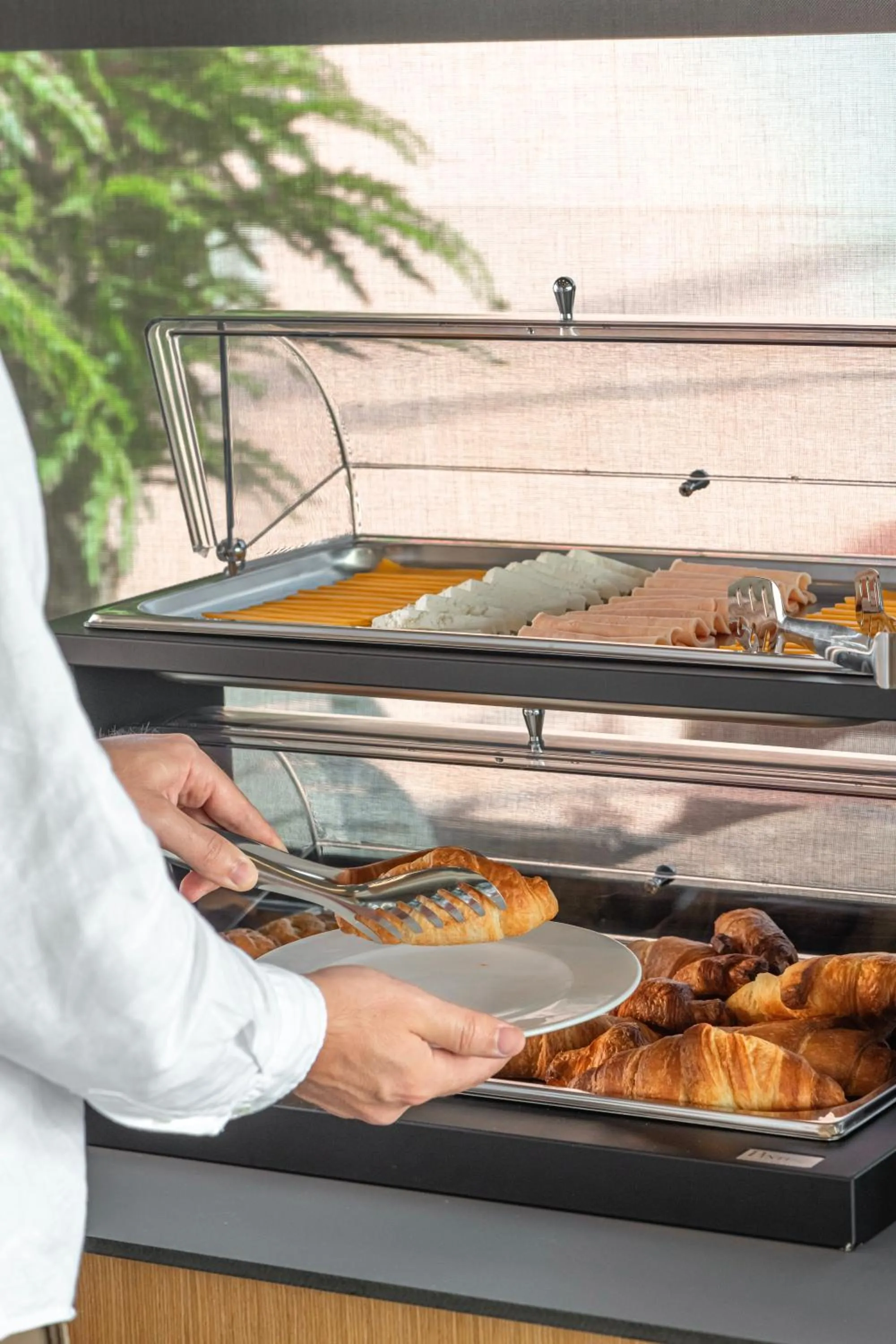 Breakfast in Central Inn Hotel