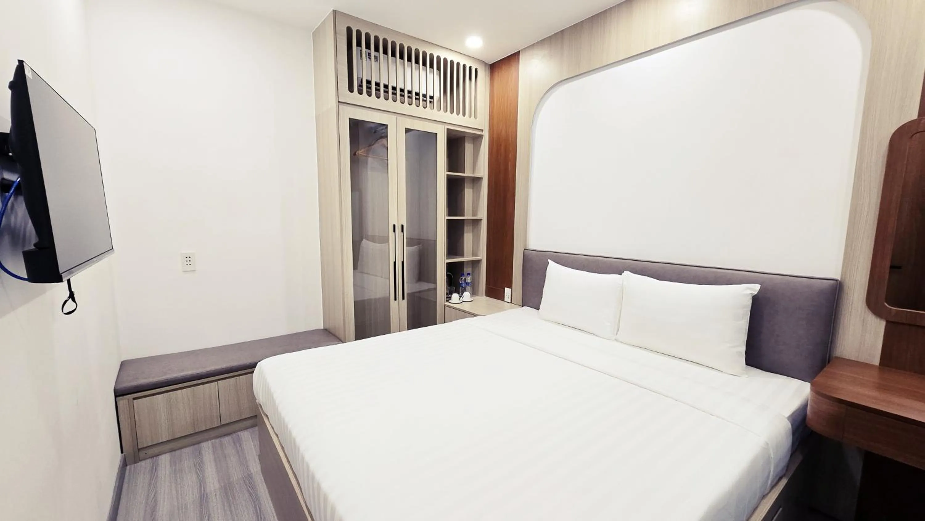 Bed in Mother's Home