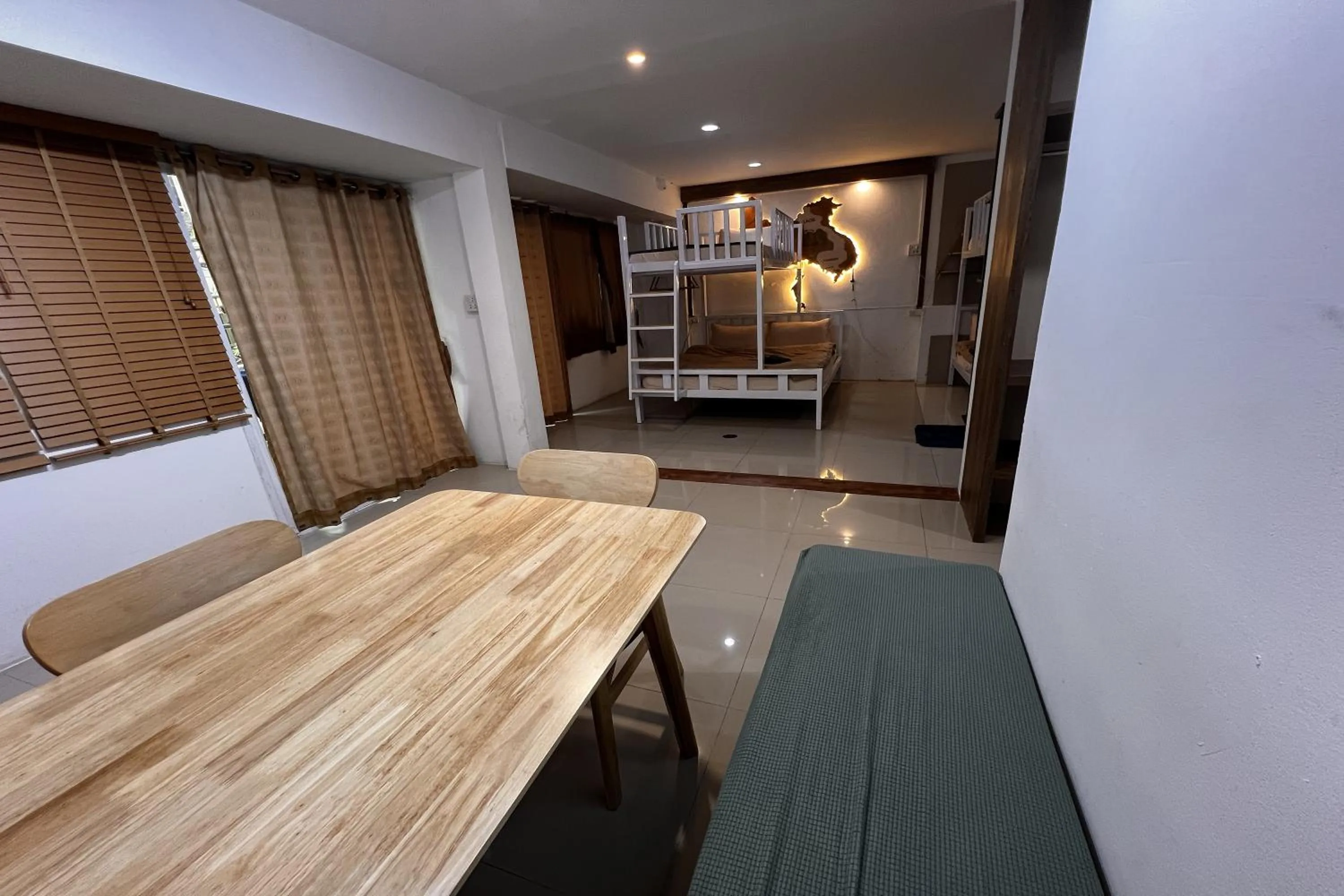 Photo of the whole room in Anh Anh Homestay