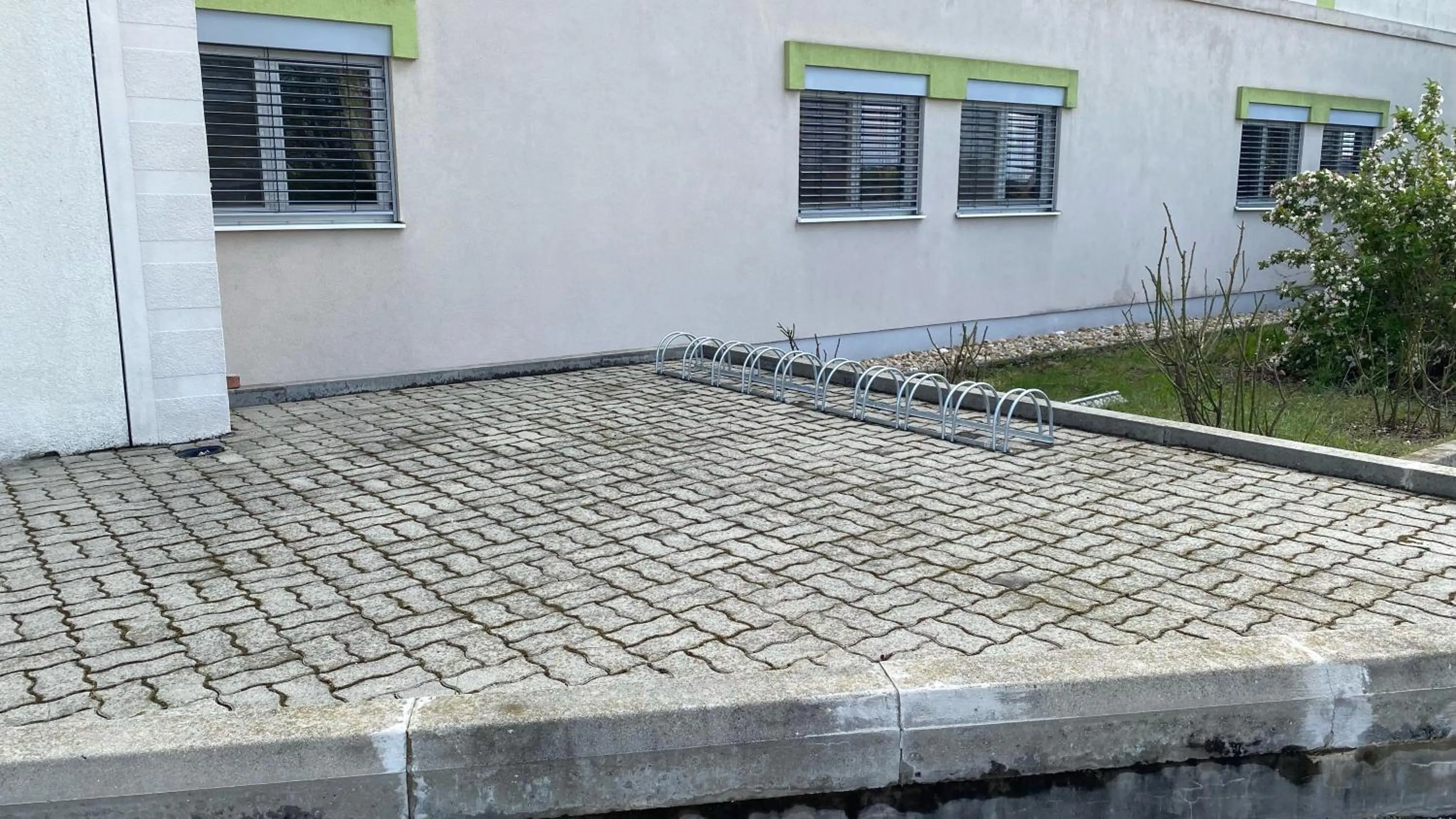 Property building in Weinland