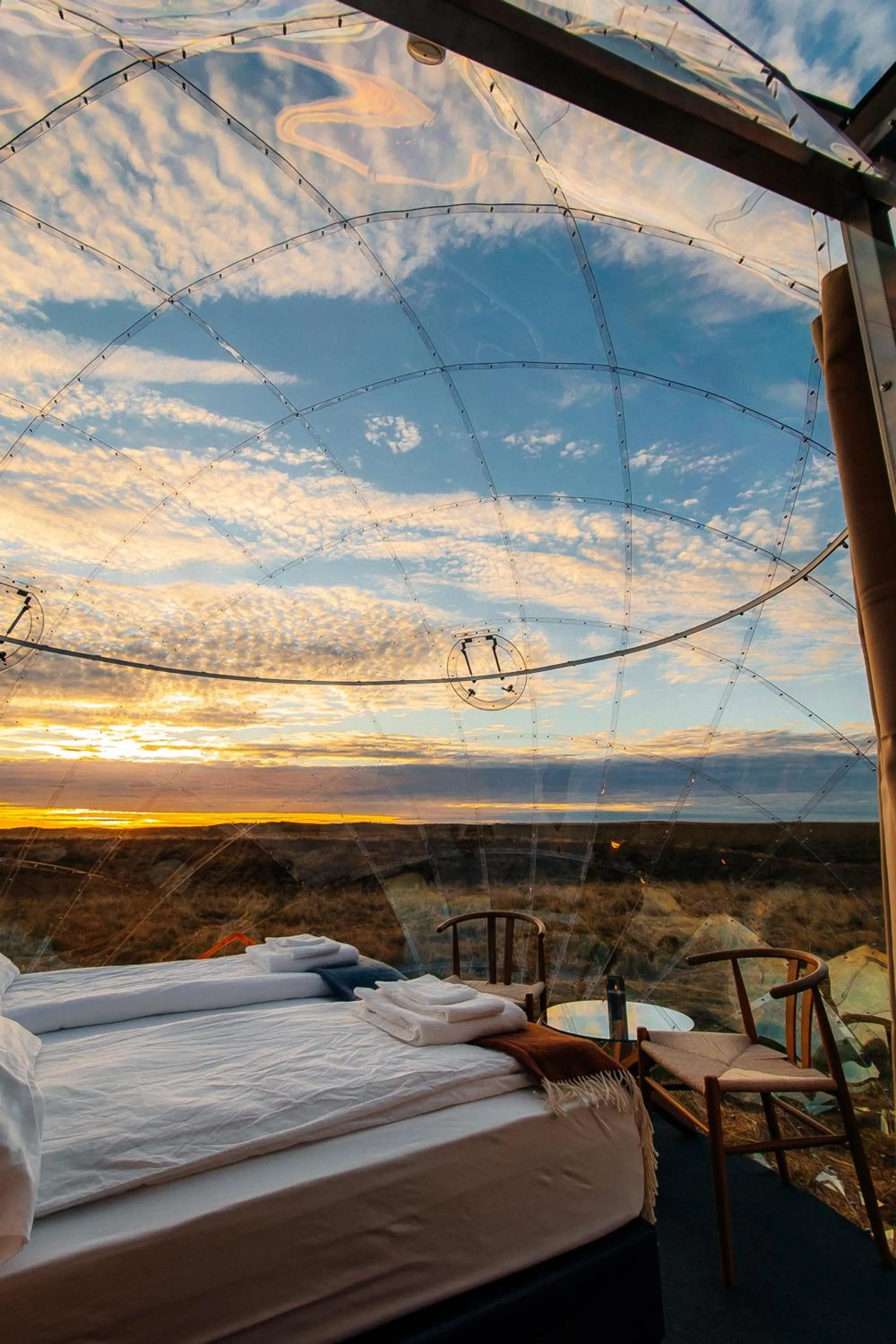 Bedroom, Bed in Aurora Igloo South