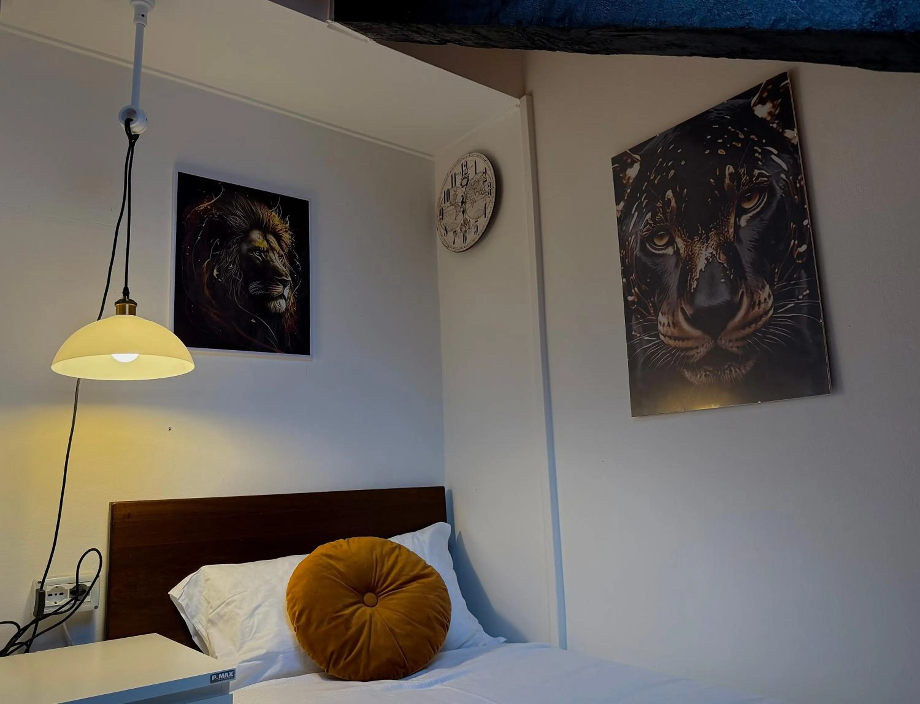 Bed in Hosting Dreams Attics - Duomo