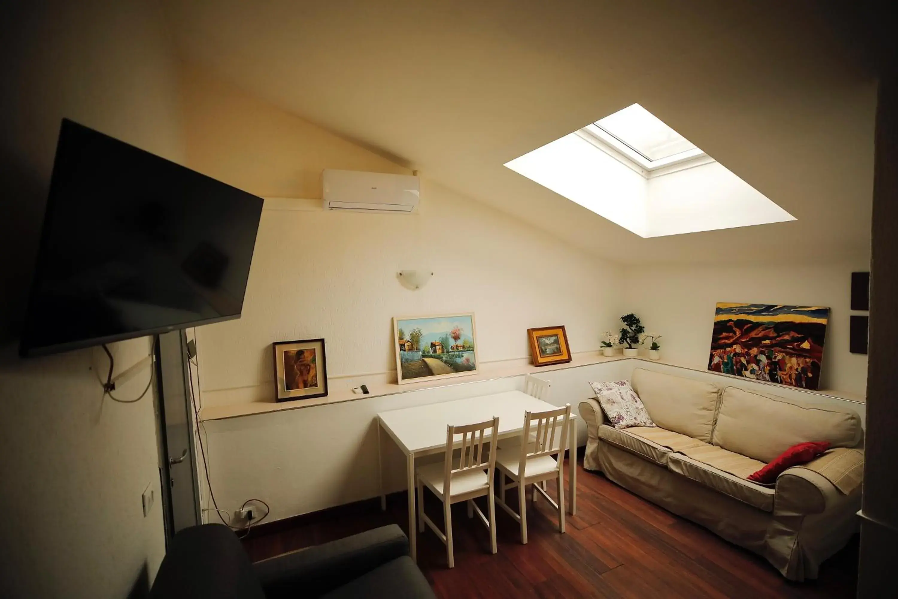 One-Bedroom Apartment in Hosting Dreams Attics - Duomo One-Bedroom Apartment in Hosting Dreams Attics - Duomo