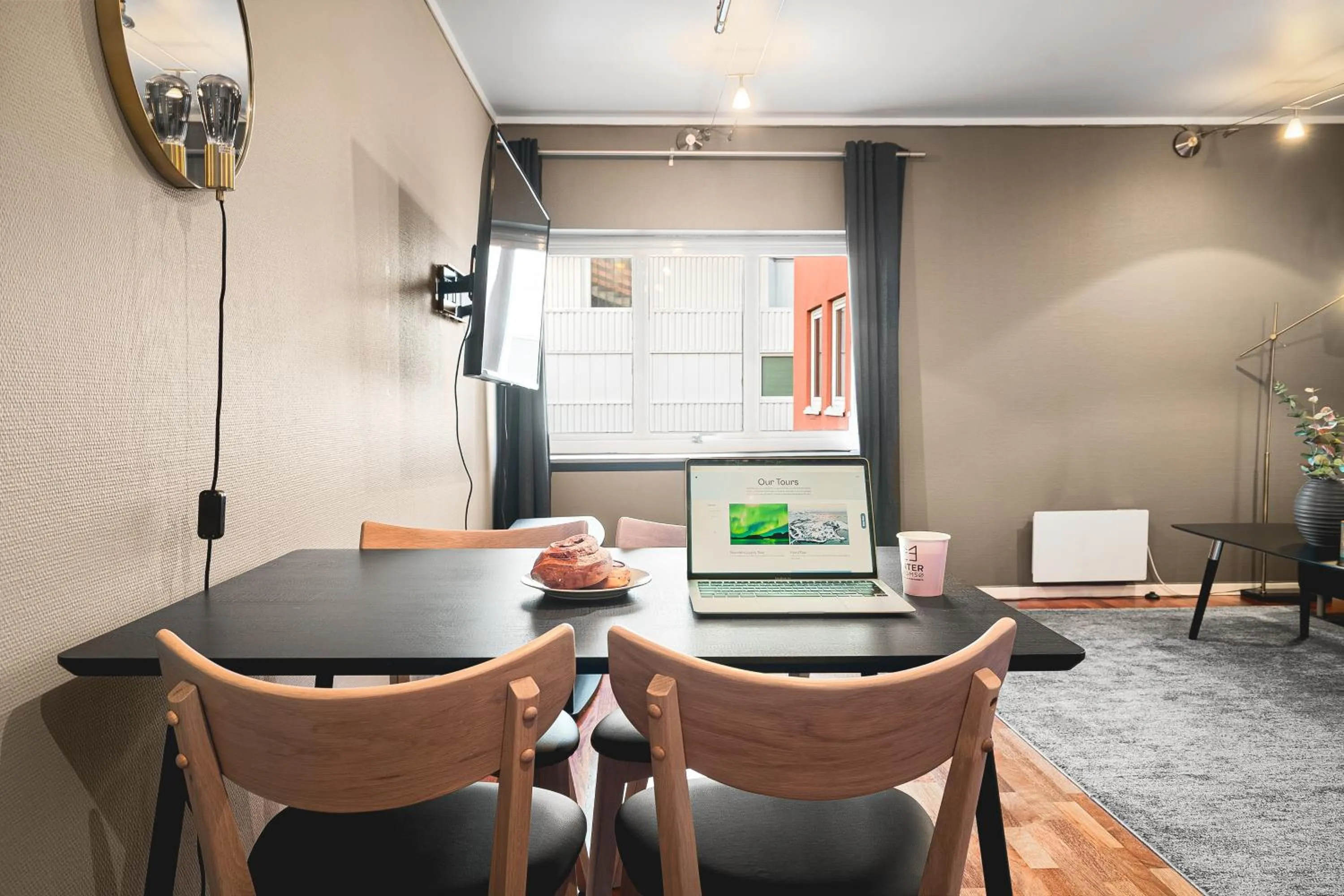 Living room in Enter Amalie Apartment Hotel