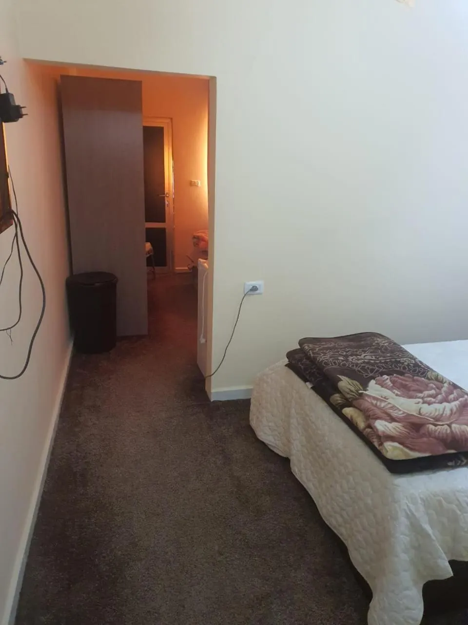 Bed in Alfares Hotel