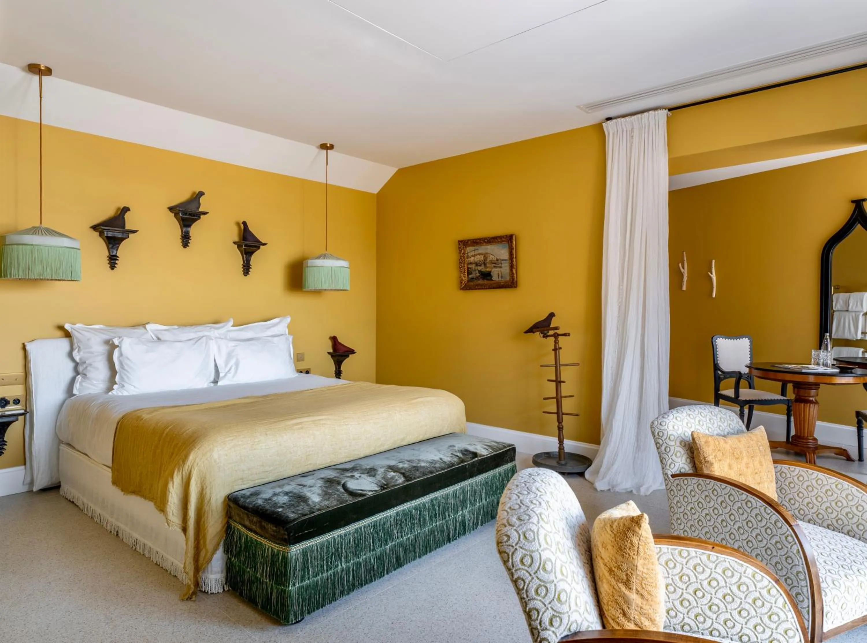 Bed in Château de Théoule