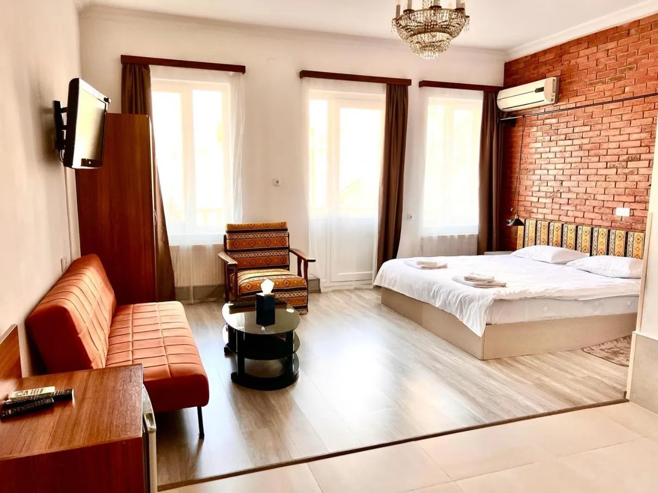 View (from property/room), Bed in Tbil Inn Hotel