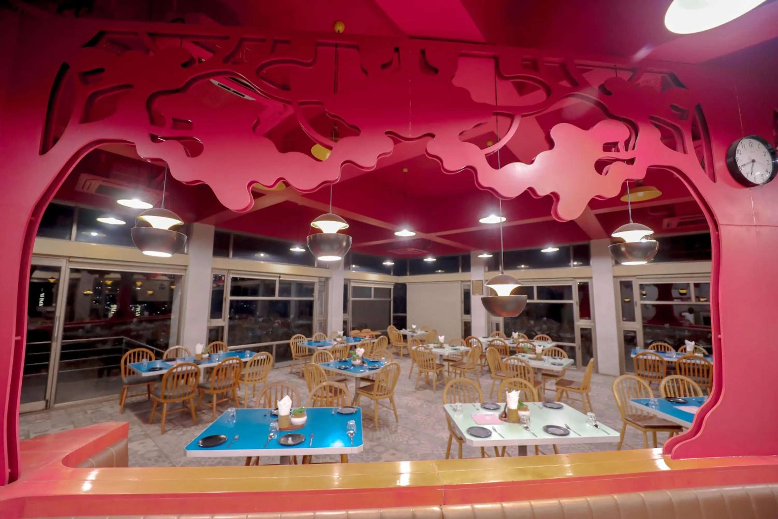 Restaurant/places to eat in Pride Resort Ambaji