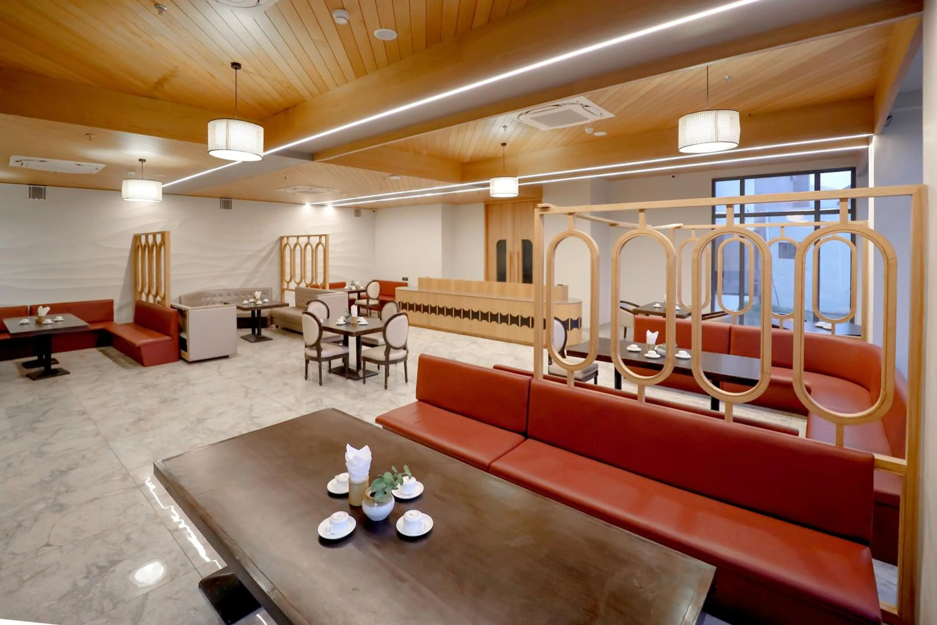 Restaurant/places to eat in Pride Resort Ambaji