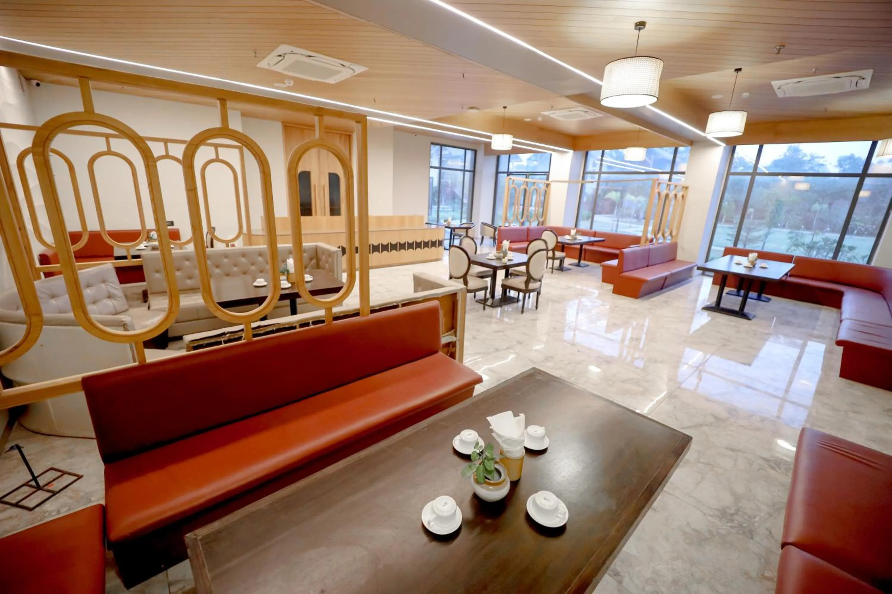 Restaurant/places to eat in Pride Resort Ambaji