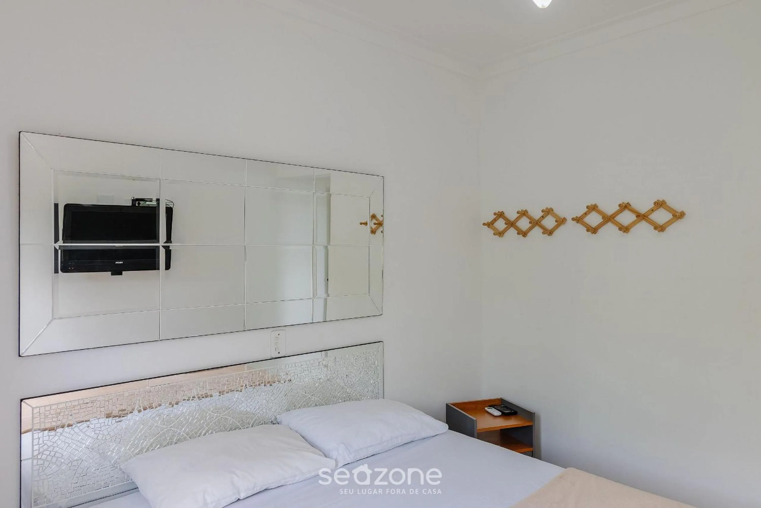 Bedroom, Bed in RJI - Apartamentos próximos da praia de Itaguá