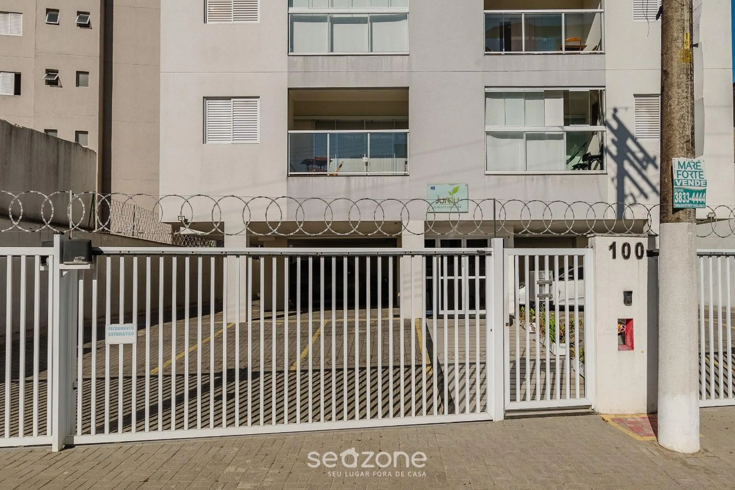 Facade/entrance in RJI - Apartamentos próximos da praia de Itaguá