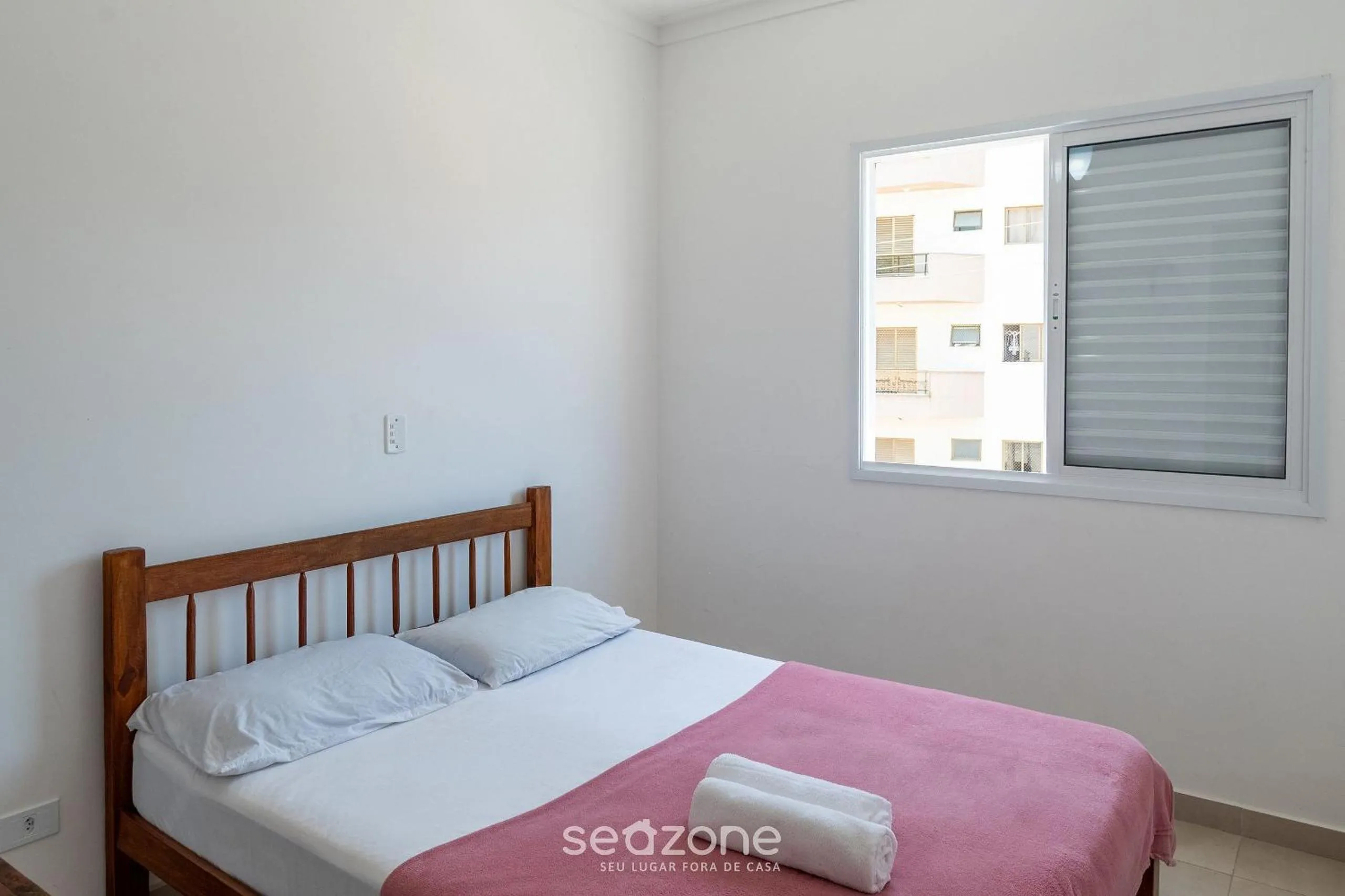 Bedroom, Bed in RJI - Apartamentos próximos da praia de Itaguá