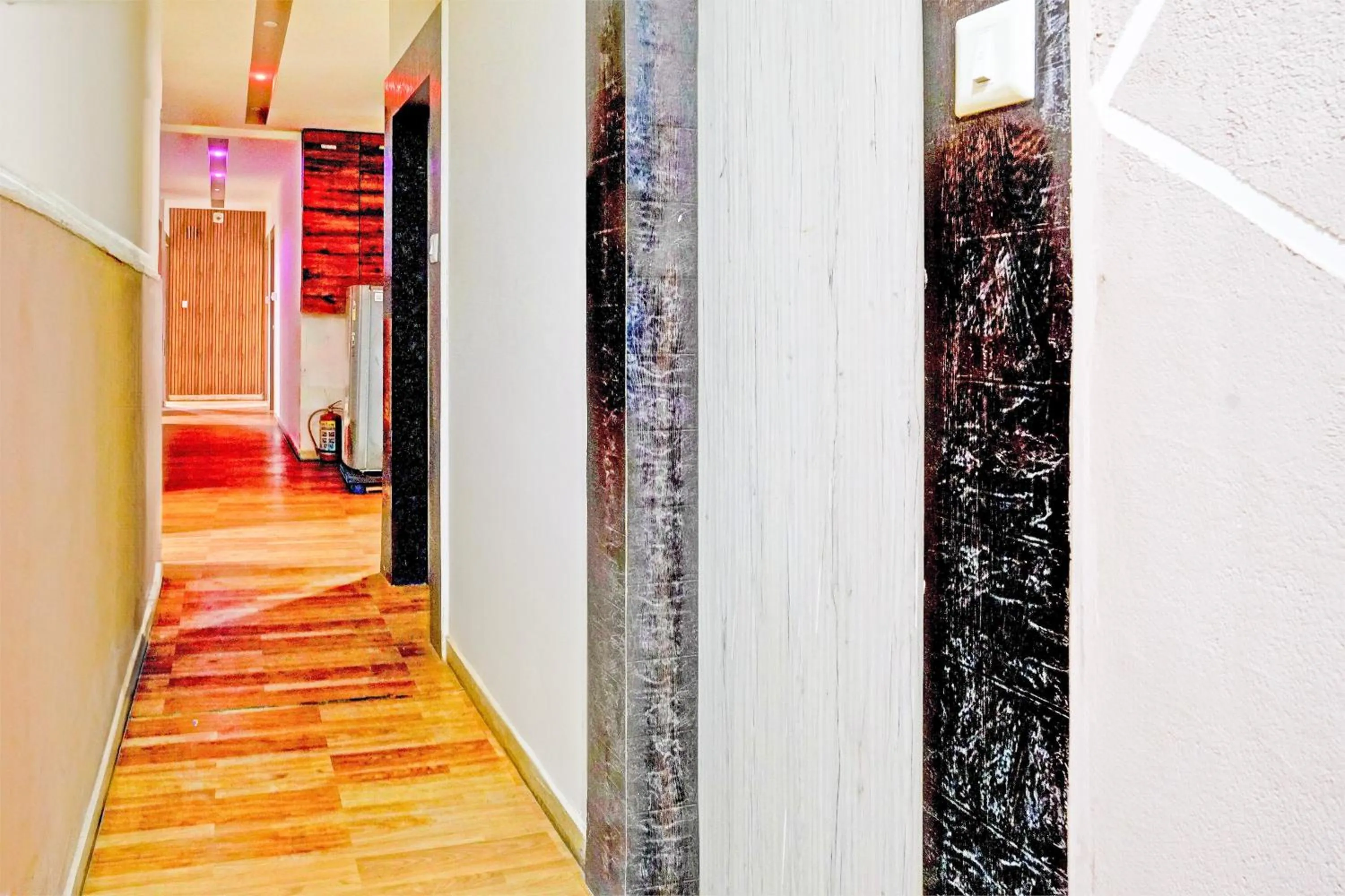 Lobby or reception in Hotel O by OYO Angel Park