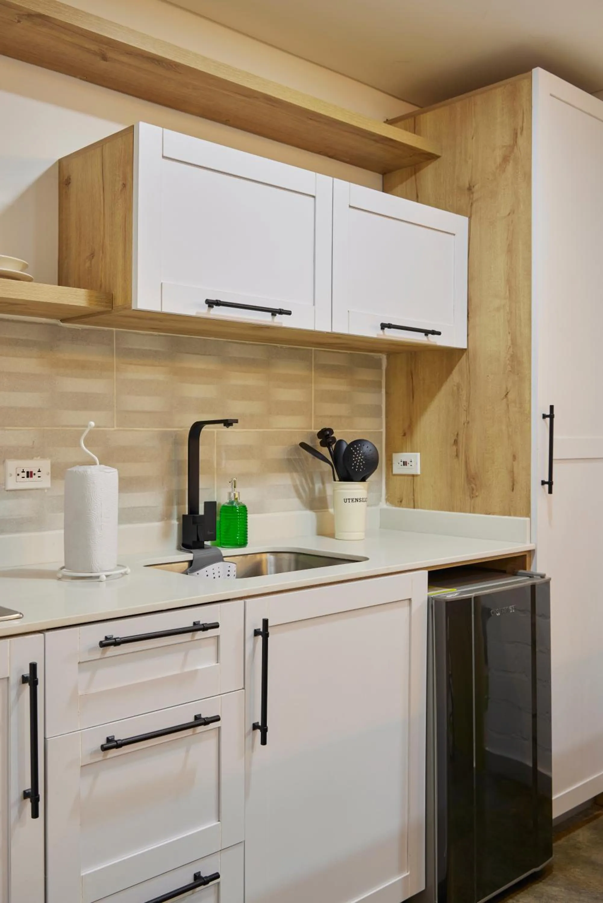 Coffee/tea facilities in Altio Hotel