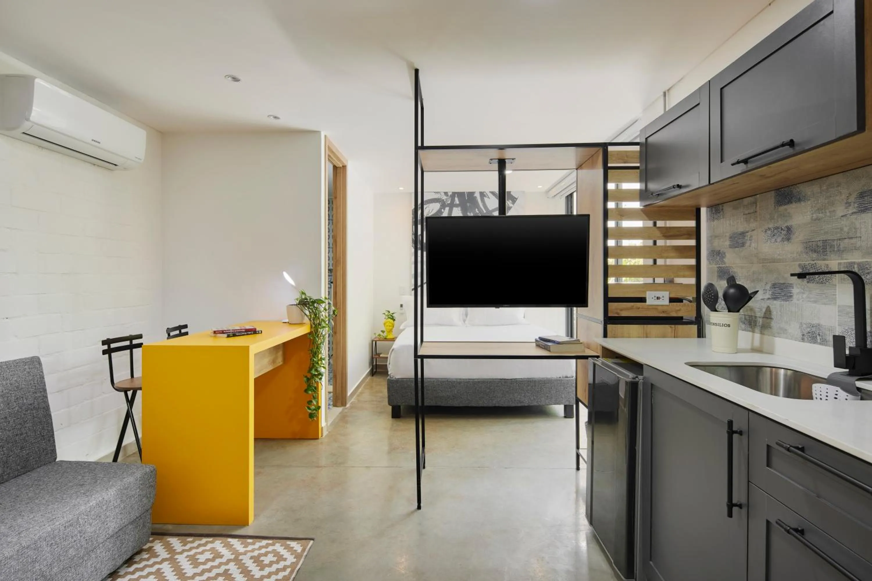 TV and multimedia in Altio Hotel