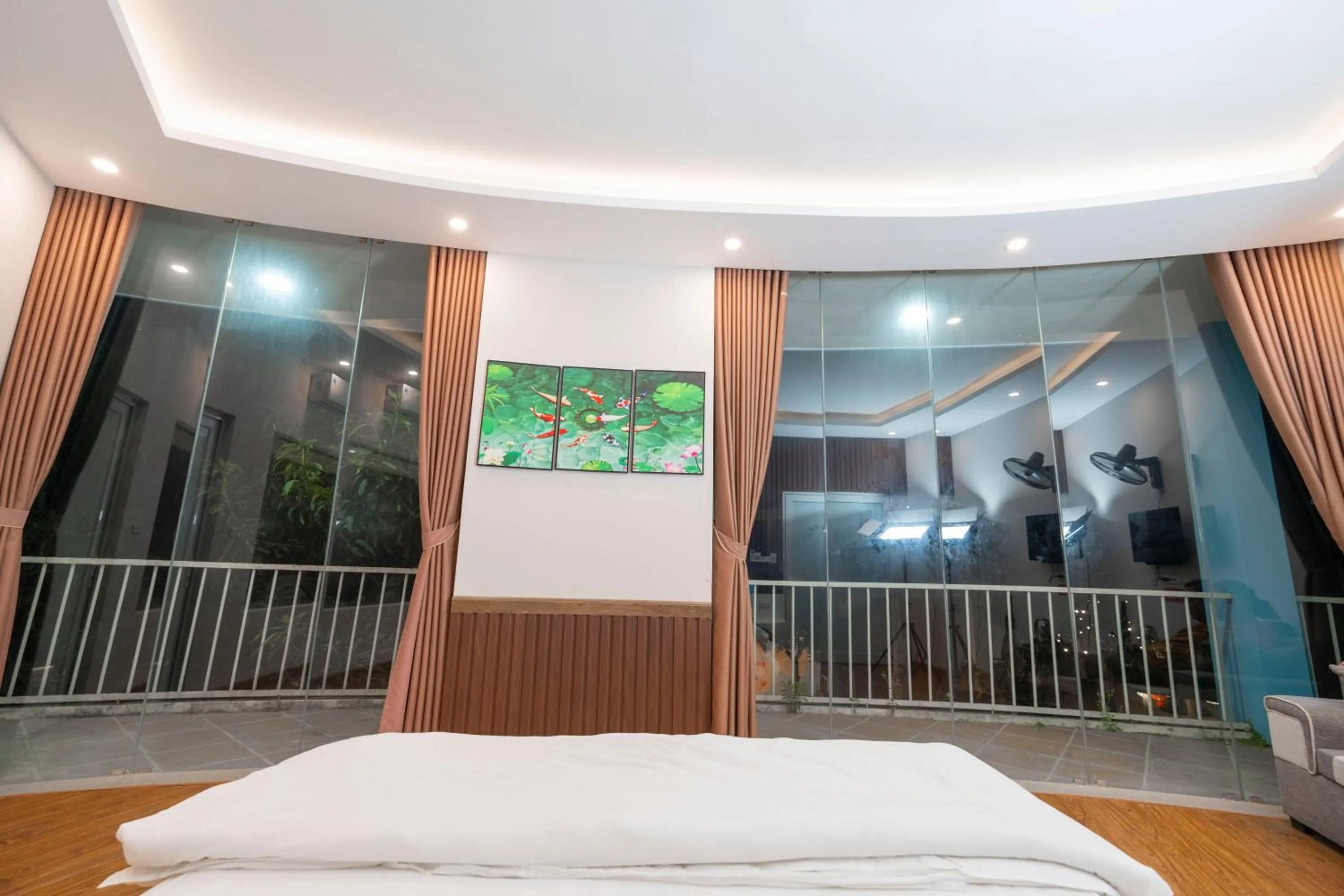 Photo of the whole room, Bed in Biển Đông COMPLEX