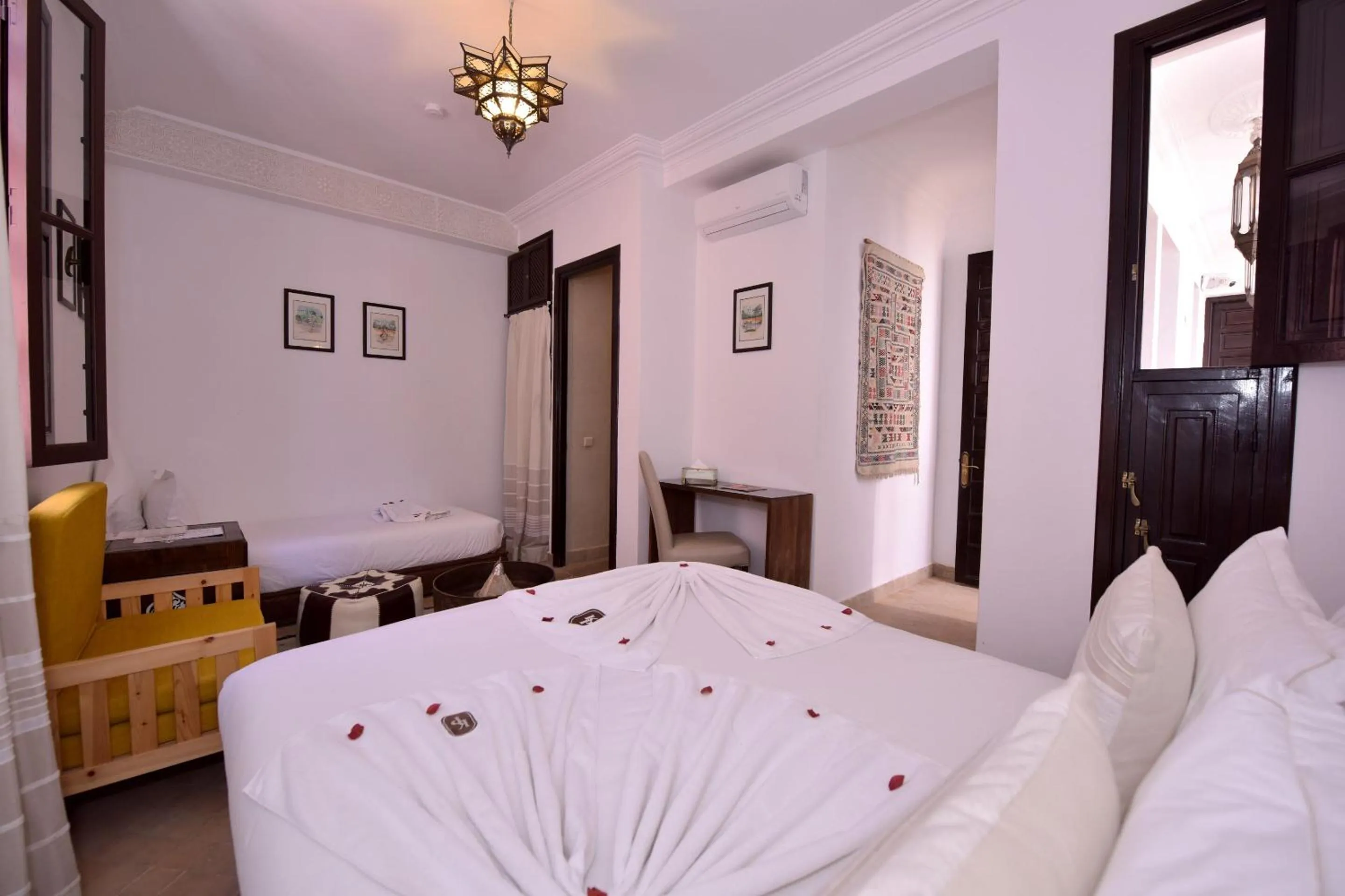 Bedroom, Bed in RIAD KALE POLIS