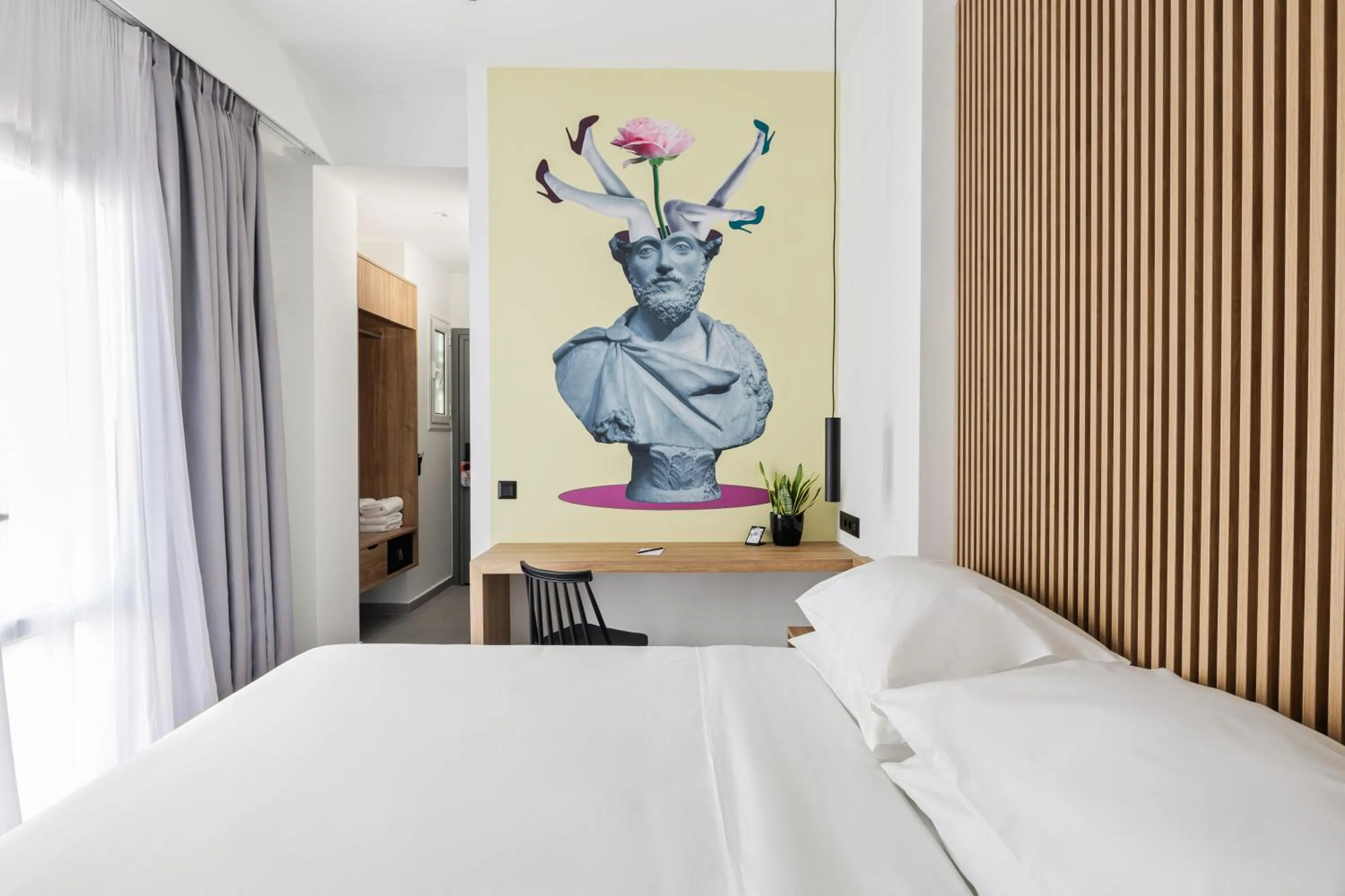 Decorative detail, Bed in The Q Hotel