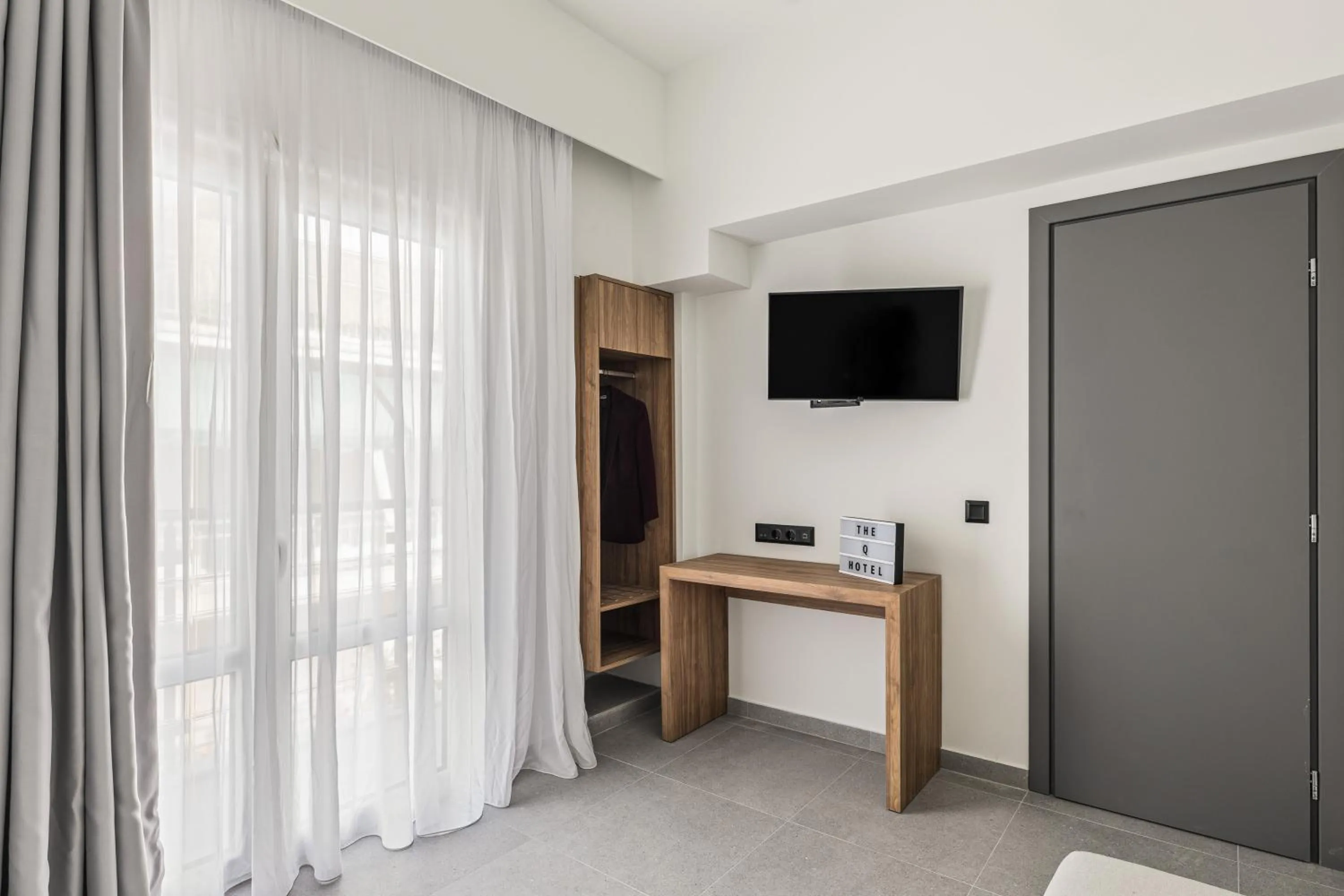 TV and multimedia in The Q Hotel