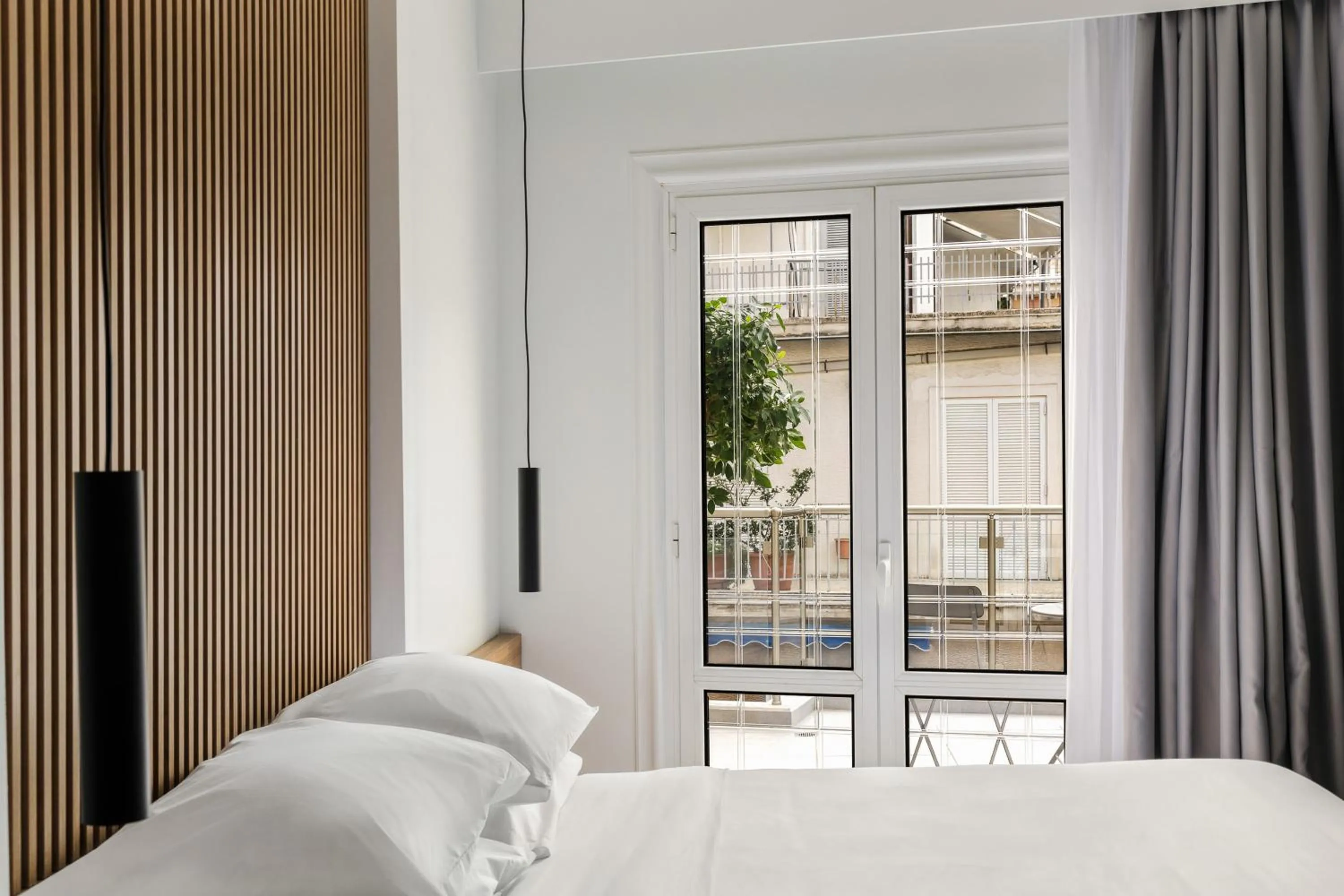 Bedroom, Bed in The Q Hotel