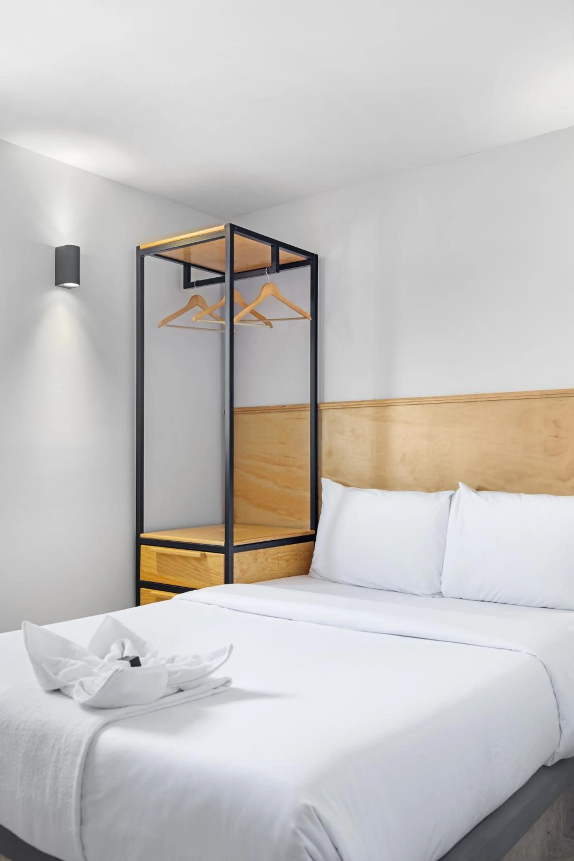 Bed in Hacienda Santa Barbara by Homi Rent