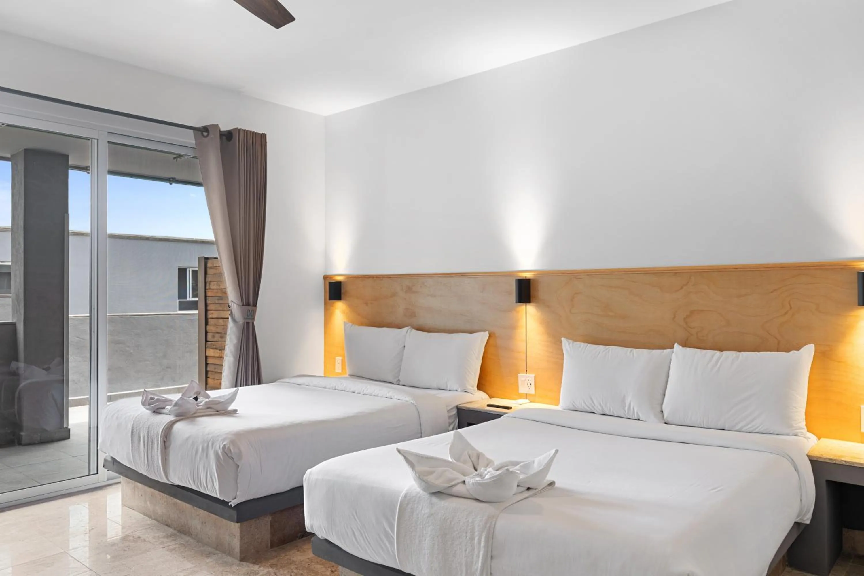 Bed in Hacienda Santa Barbara by Homi Rent