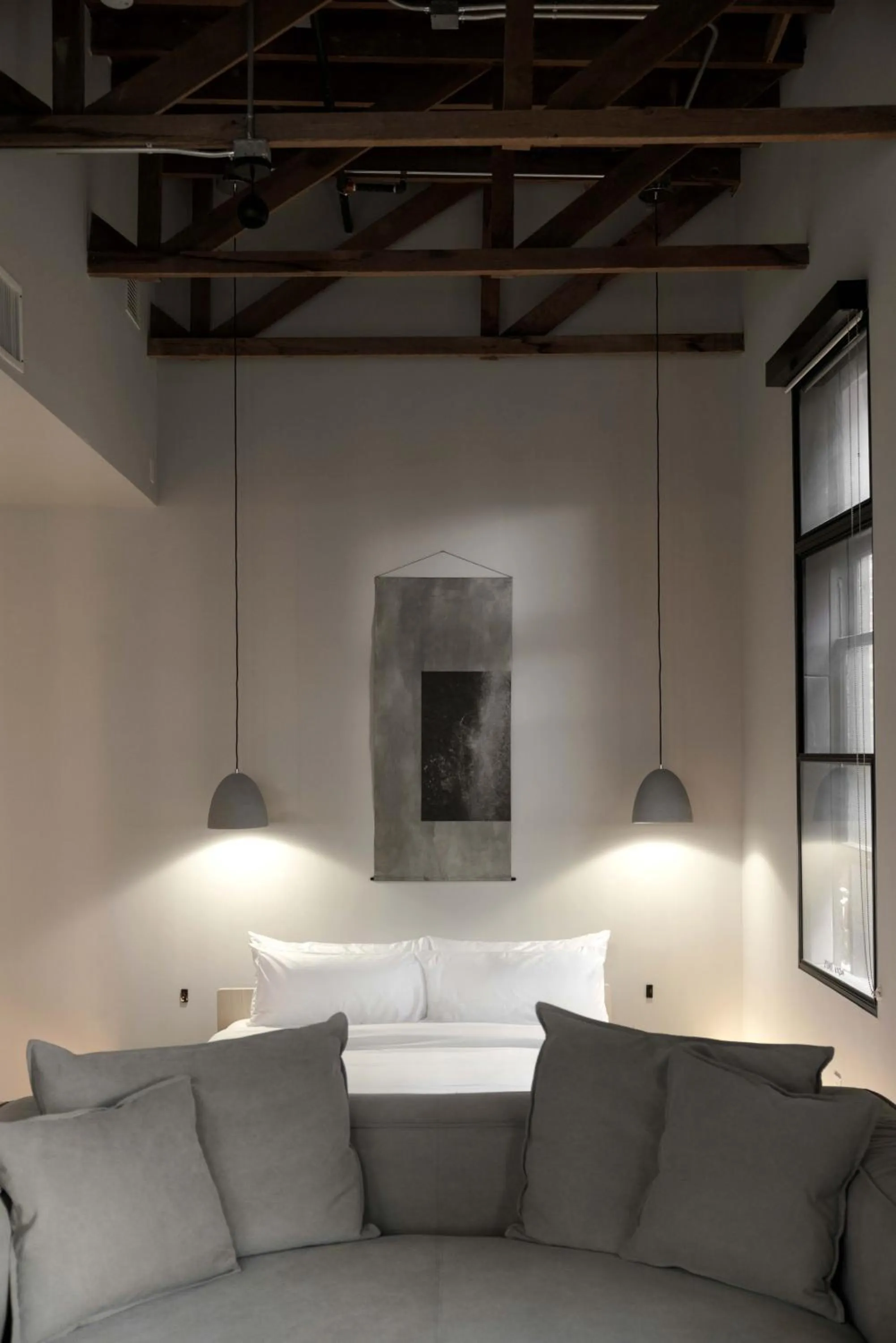 Seating area in kodō hotel - Heart of LA Arts District