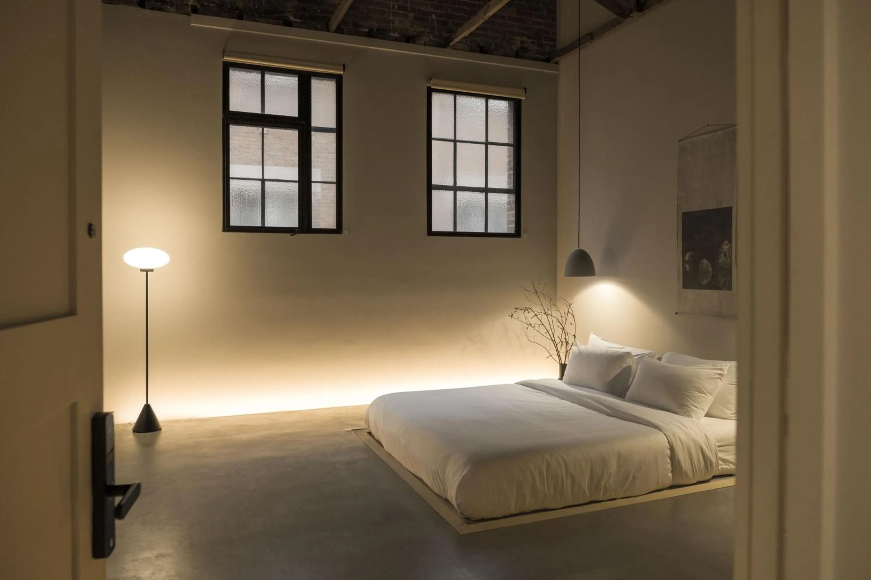 Photo of the whole room, Bed in kodō hotel - Heart of LA Arts District