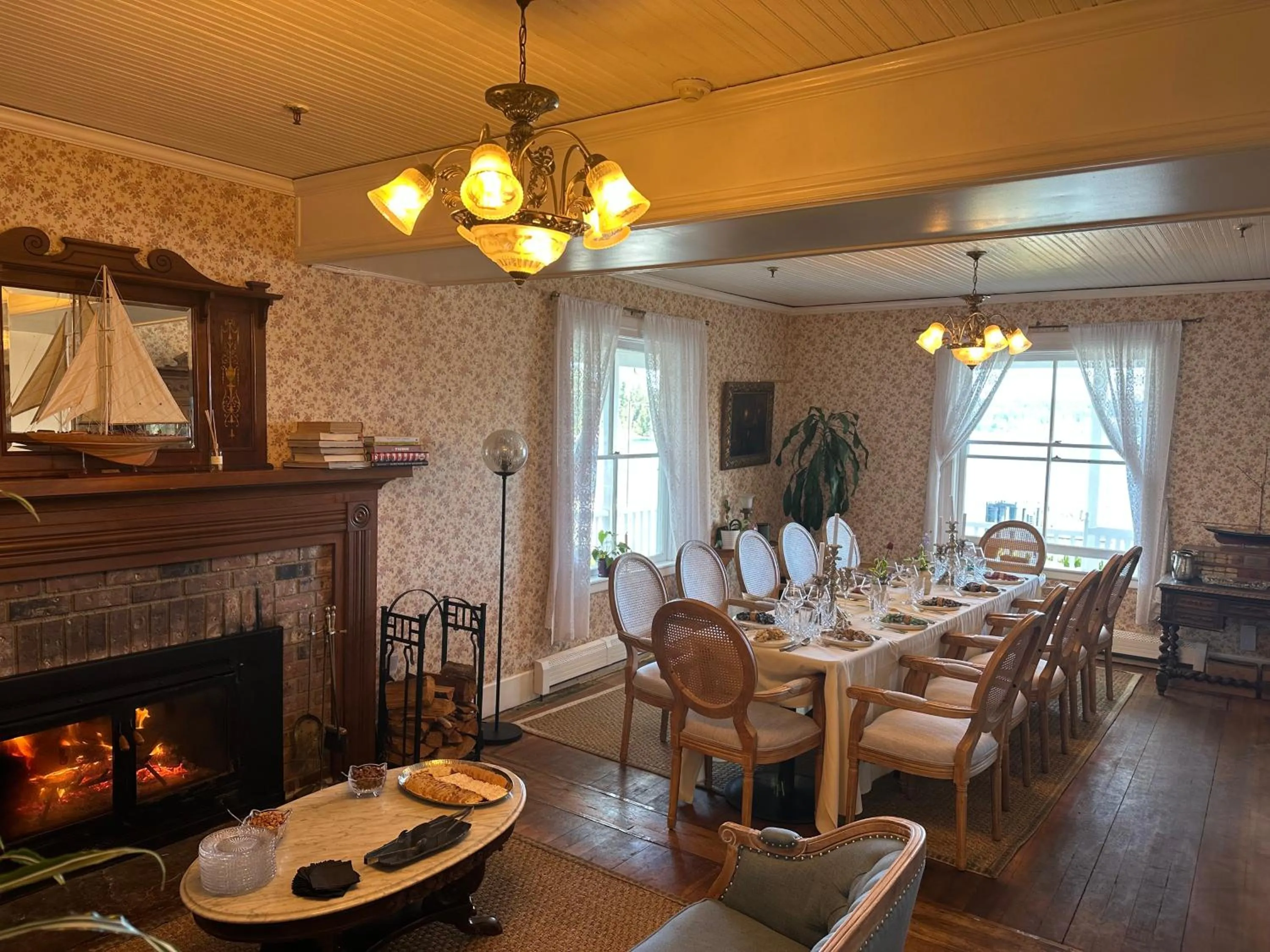 Property building in Orcas Hotel