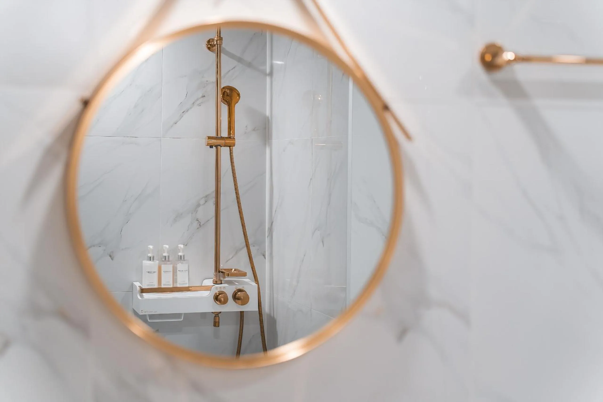 Shower in Hotel Palace Gyeongju