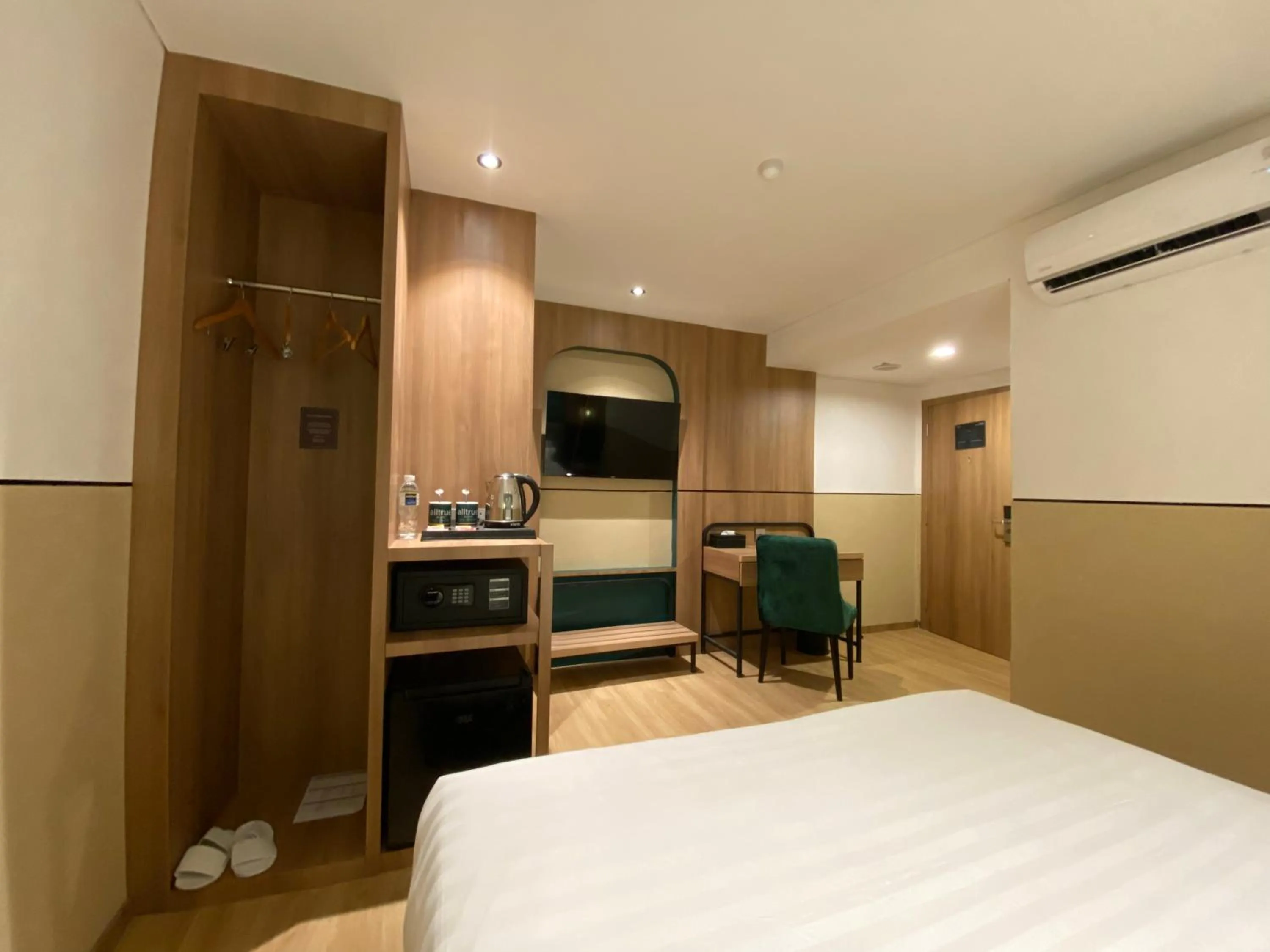 Bed in Alltrue Hotel Tanjungpinang Bintan