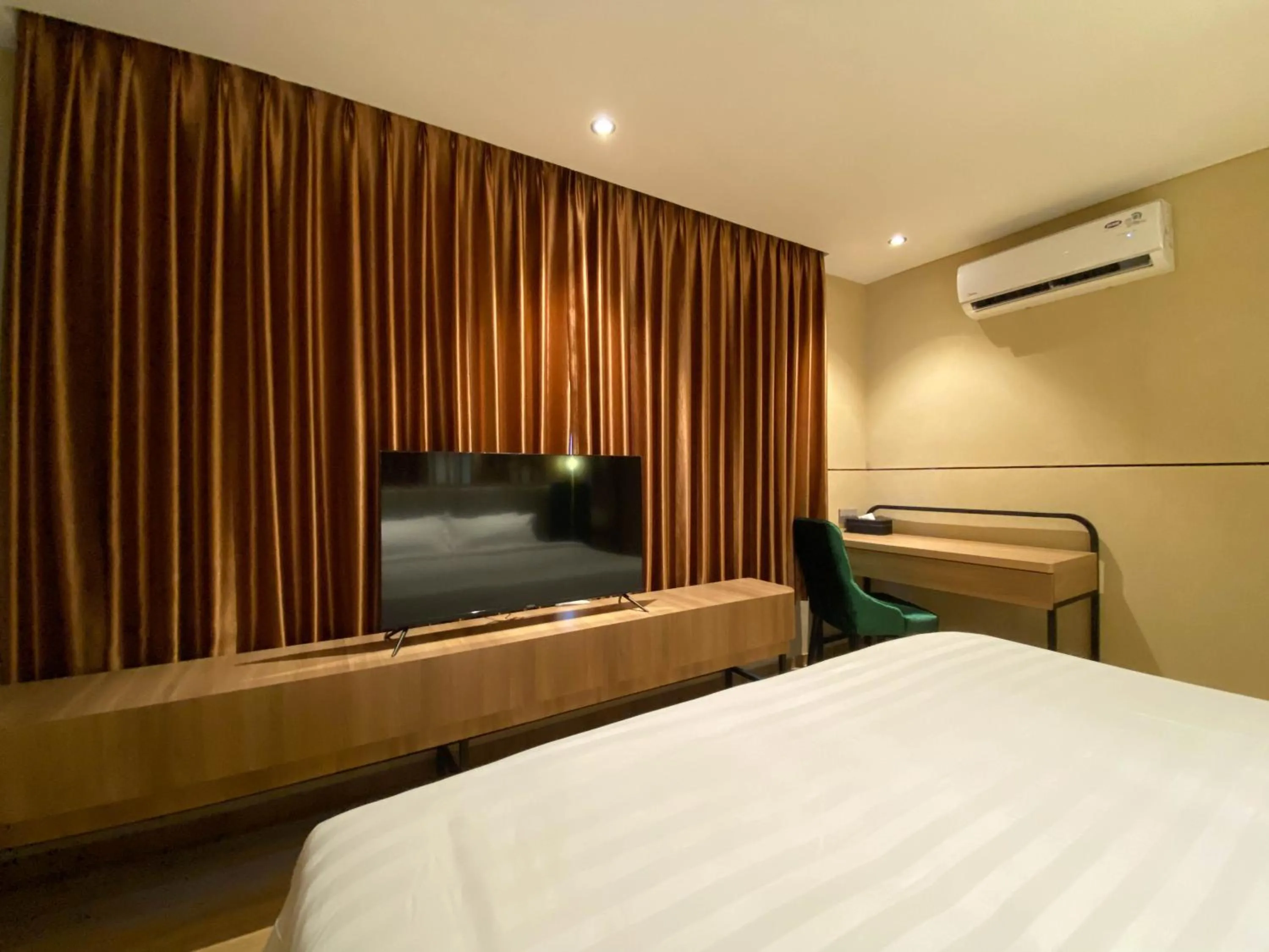 Bed in Alltrue Hotel Tanjungpinang Bintan