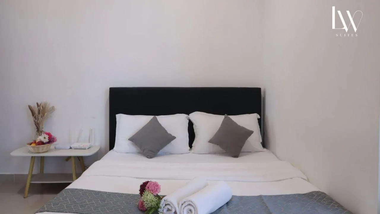 Bed in The Shore Kota Kinabalu City Centre by LW Suites