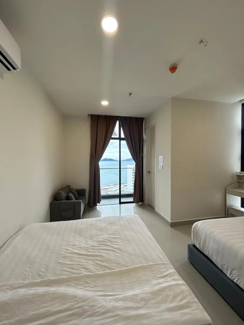 Bed in The Shore Kota Kinabalu City Centre by LW Suites