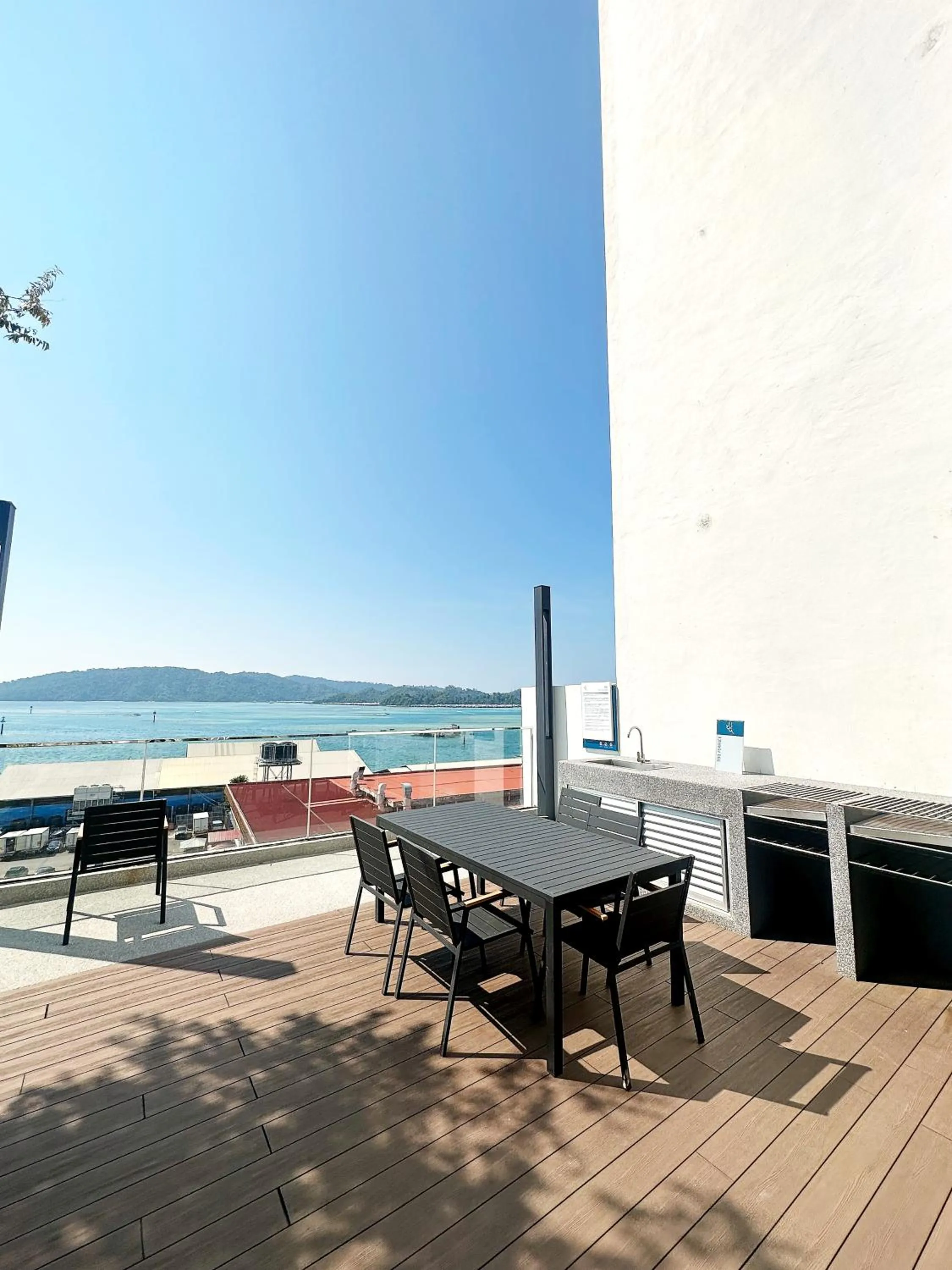 The Shore Kota Kinabalu City Centre by LW Suites