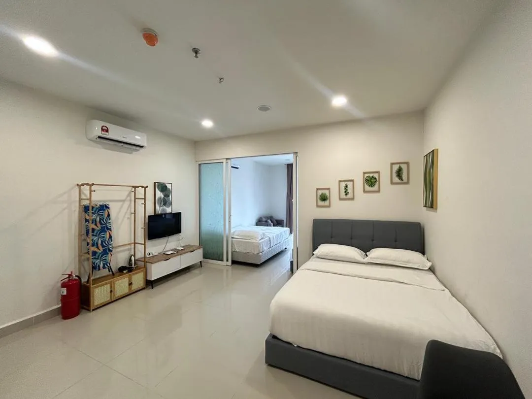 Bed in The Shore Kota Kinabalu City Centre by LW Suites