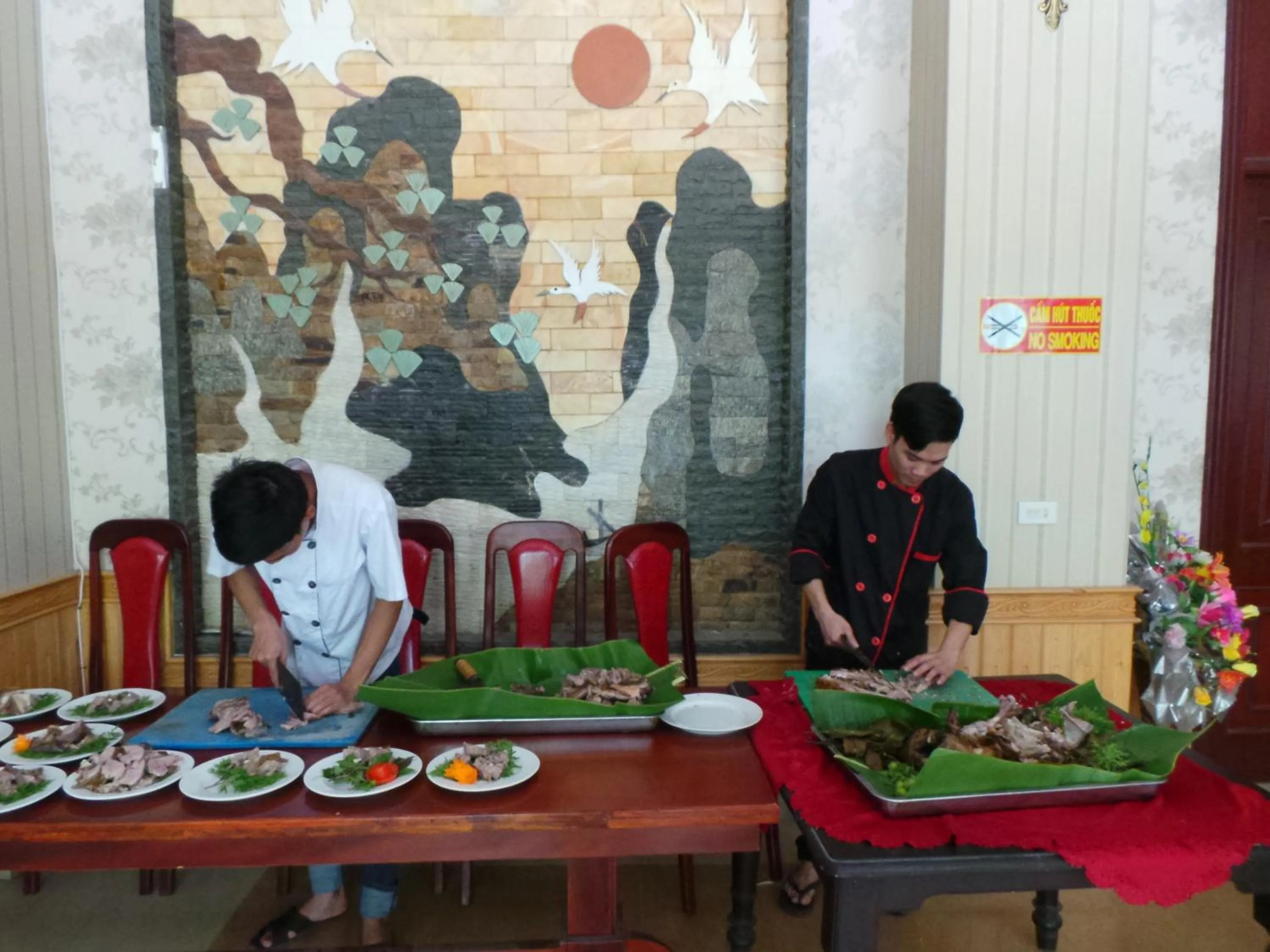 Meals in Yen Nhi Hotel Ninh Binh