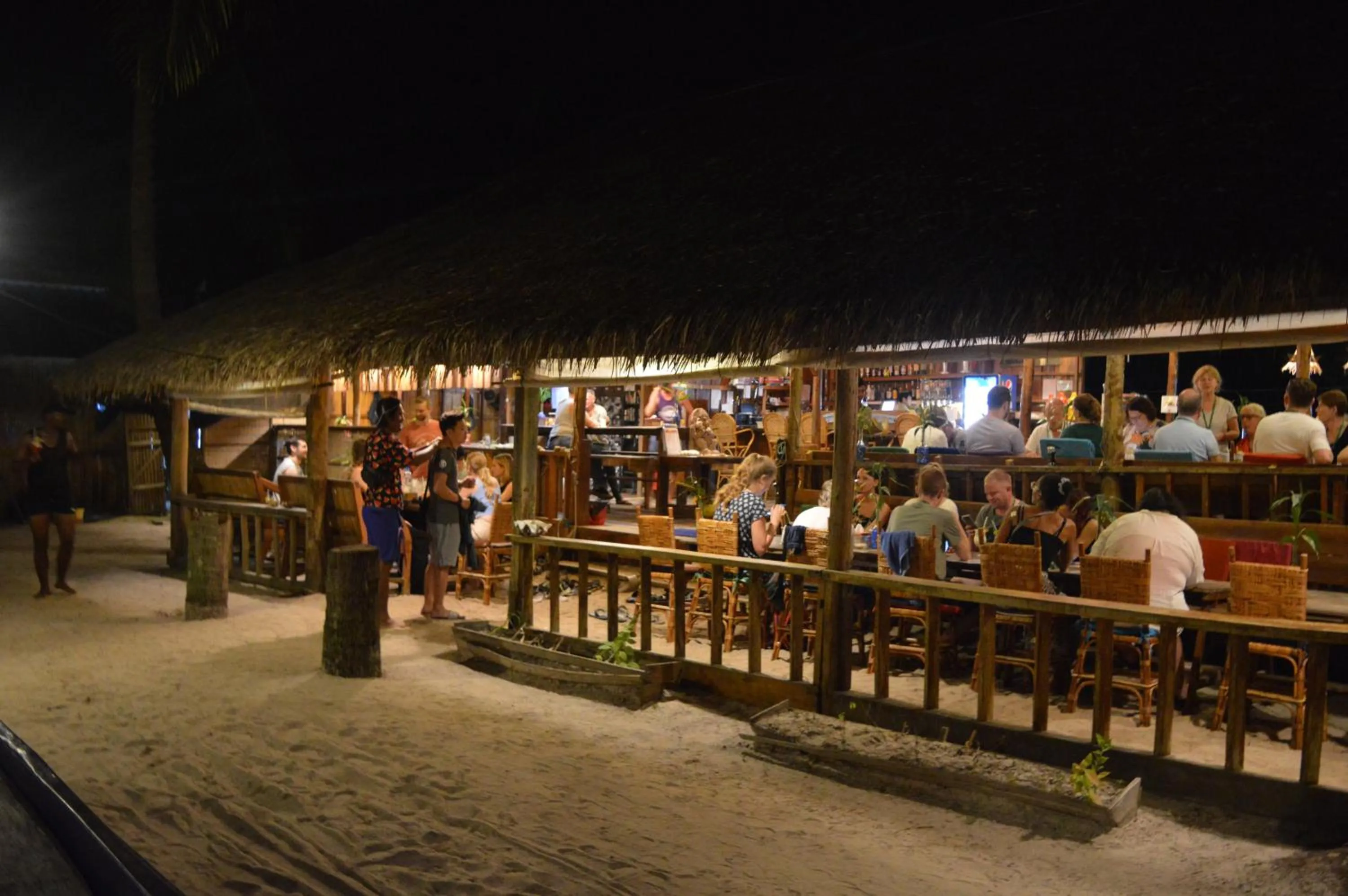 Restaurant/places to eat in Salacia's Suite