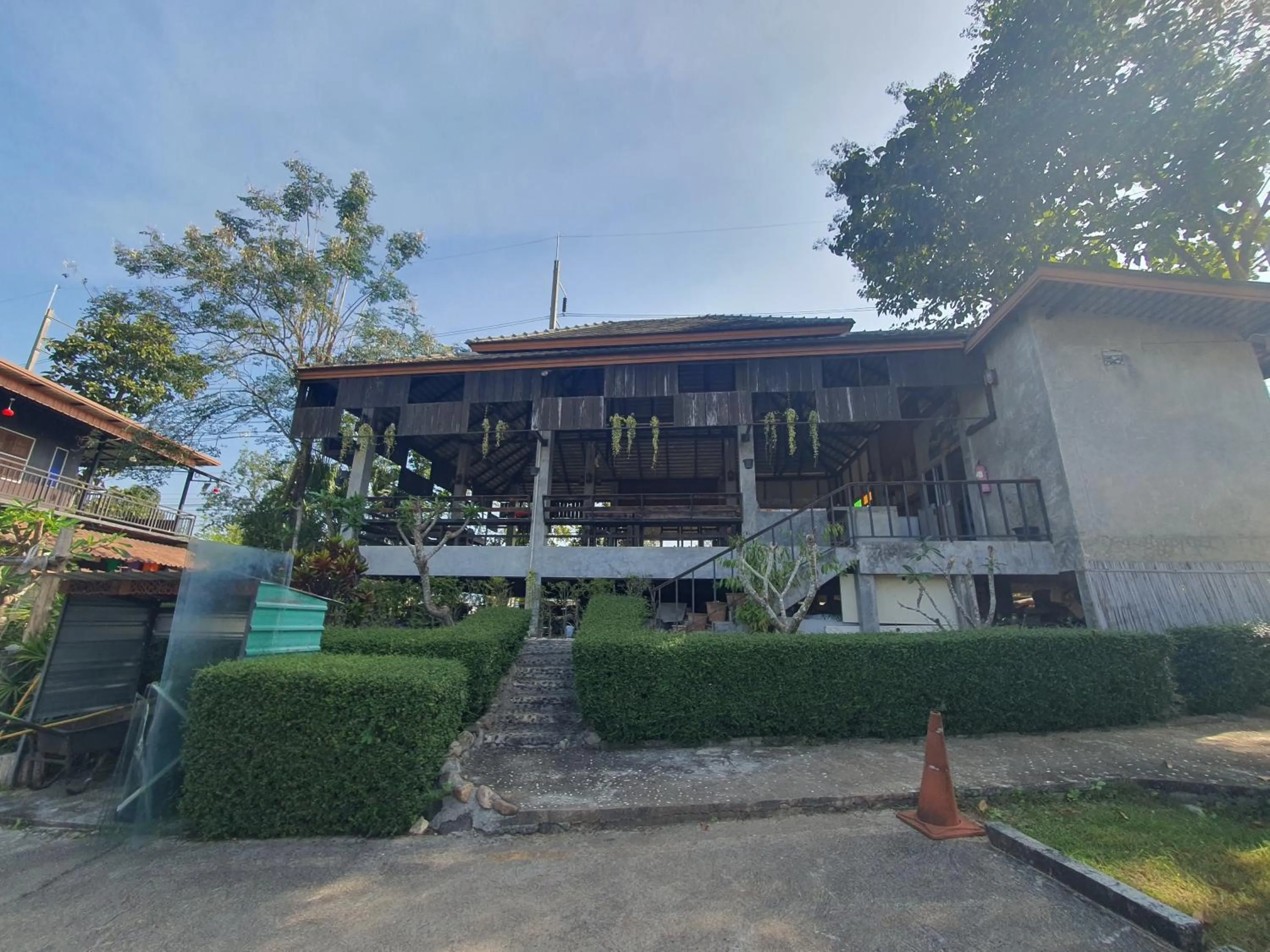 Restaurant/places to eat in Pai happyvillage_yeon