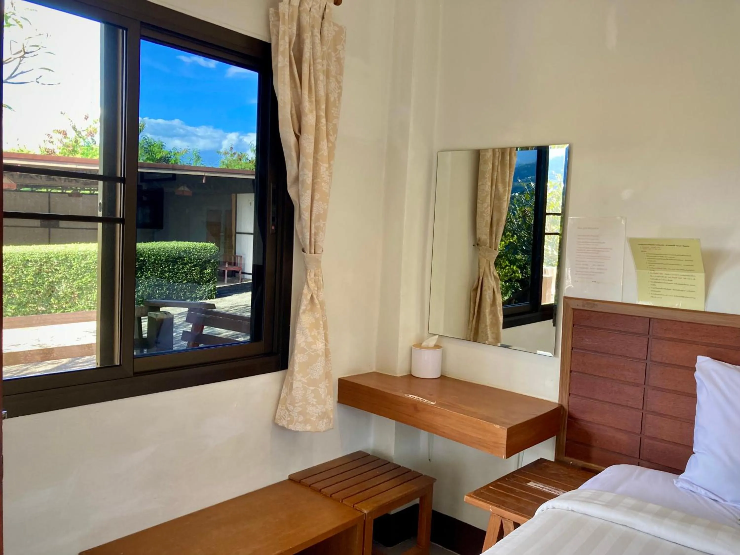 Photo of the whole room in Pai happyvillage_yeon