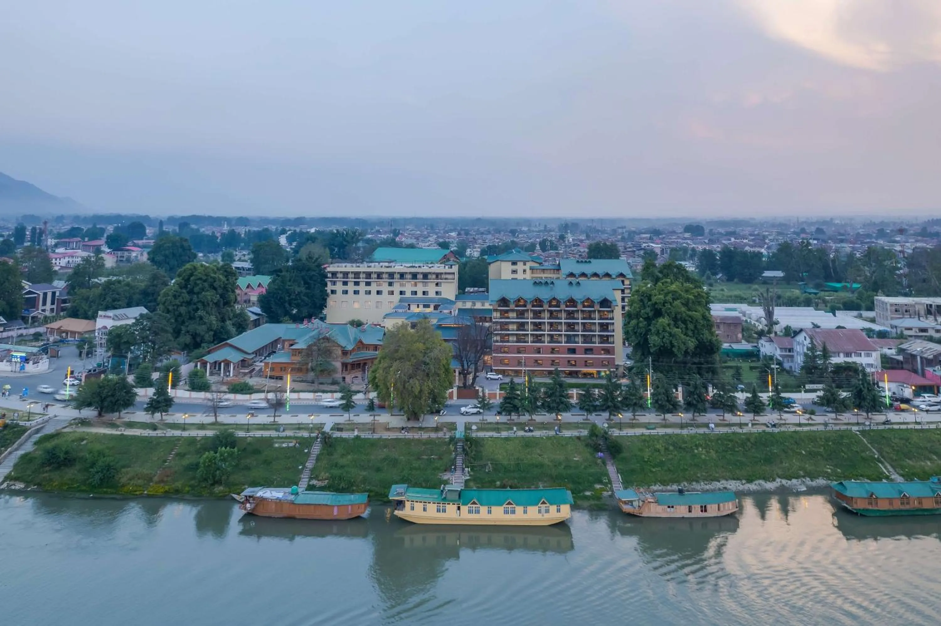 Property building in Radisson Collection Hotel & Spa, Riverfront Srinagar