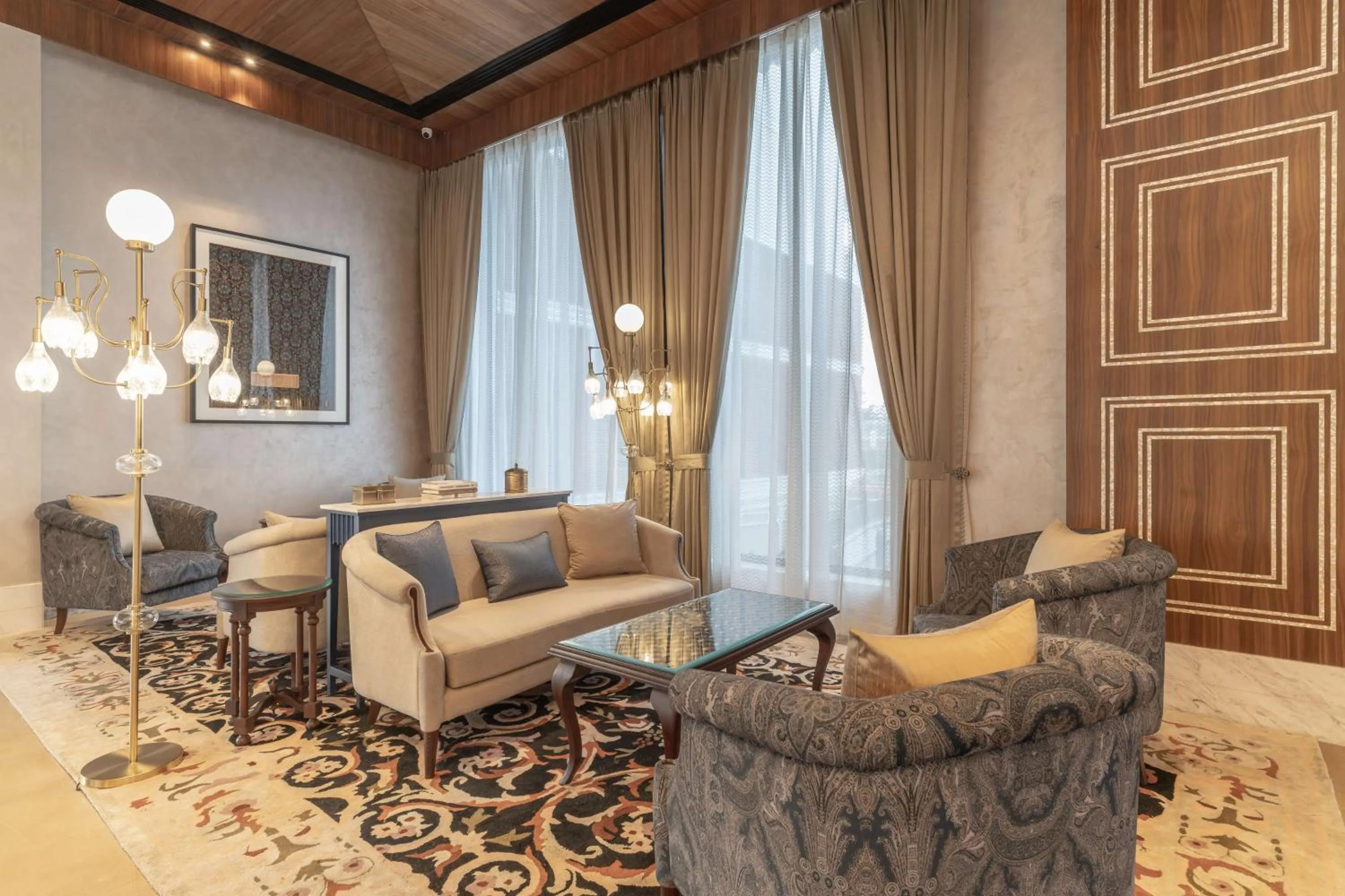 Lobby or reception in Radisson Collection Hotel & Spa, Riverfront Srinagar